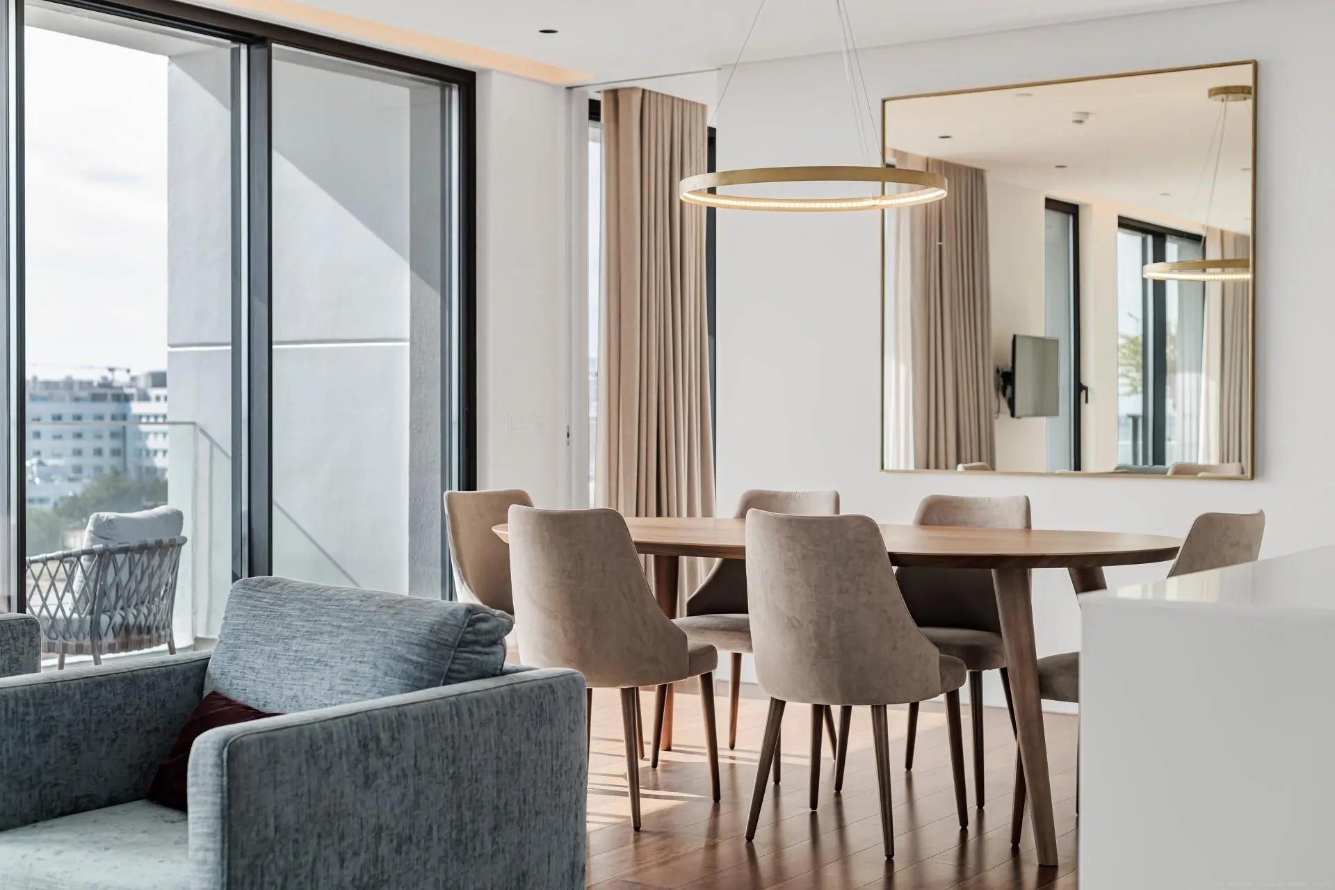 0 Praça Príncipe Perfeito 1103