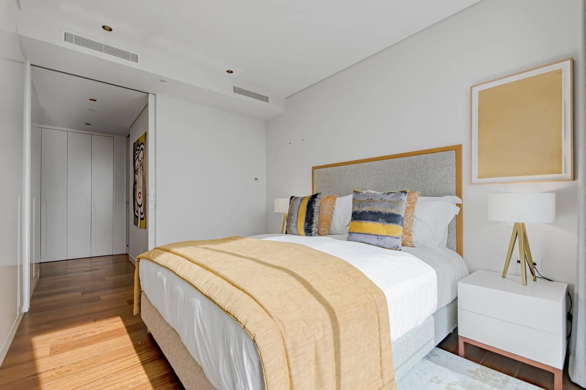 0 Praça Príncipe Perfeito 1103