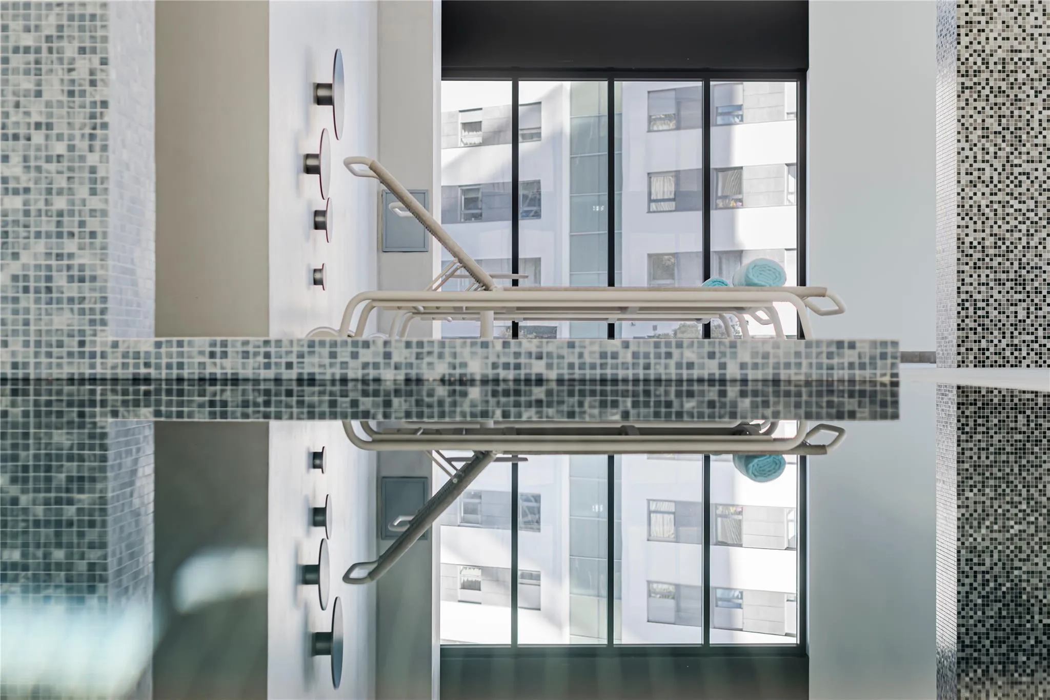 0 Praça Príncipe Perfeito 1103