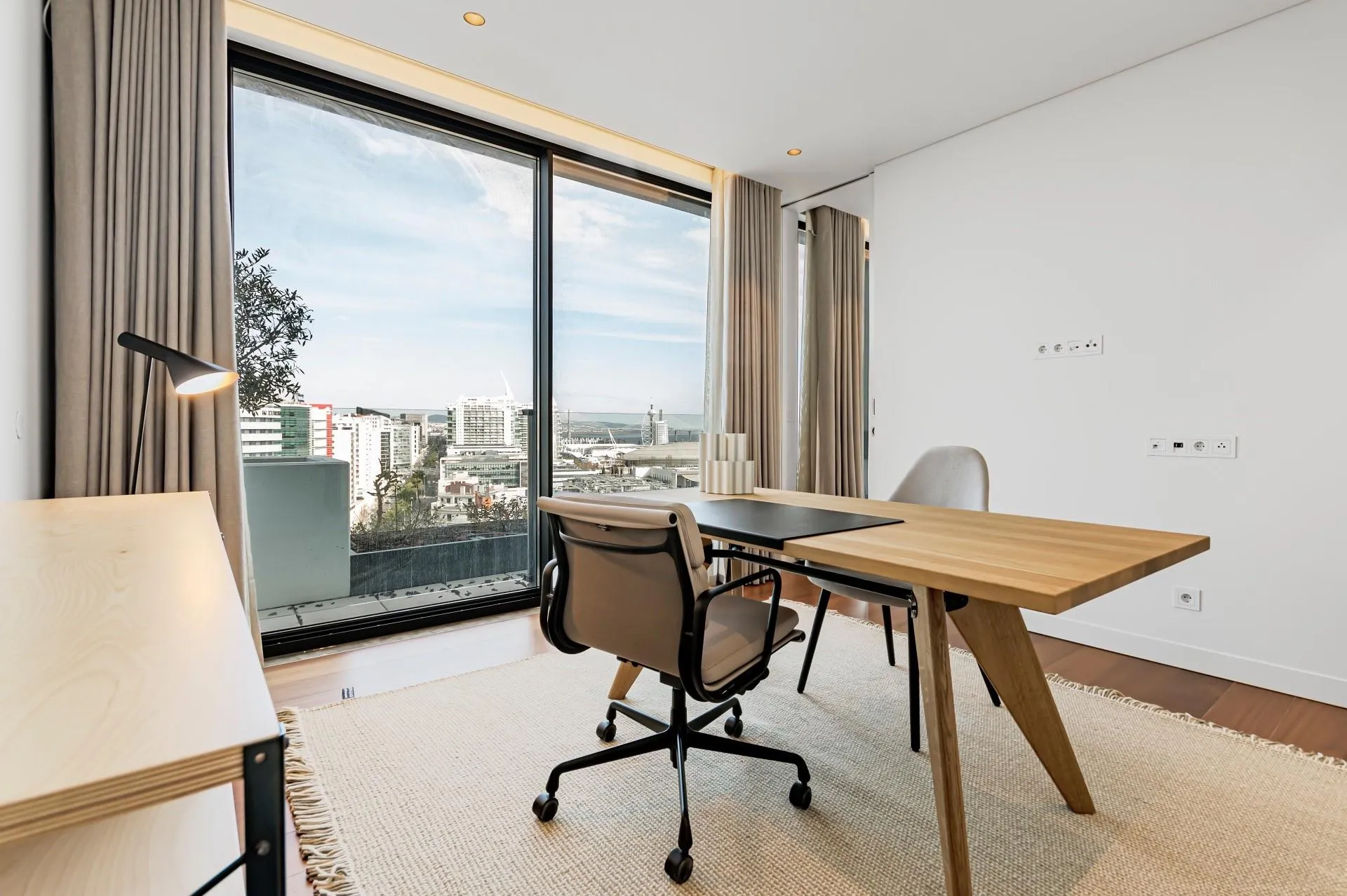 0 Praça Príncipe Perfeito 1411