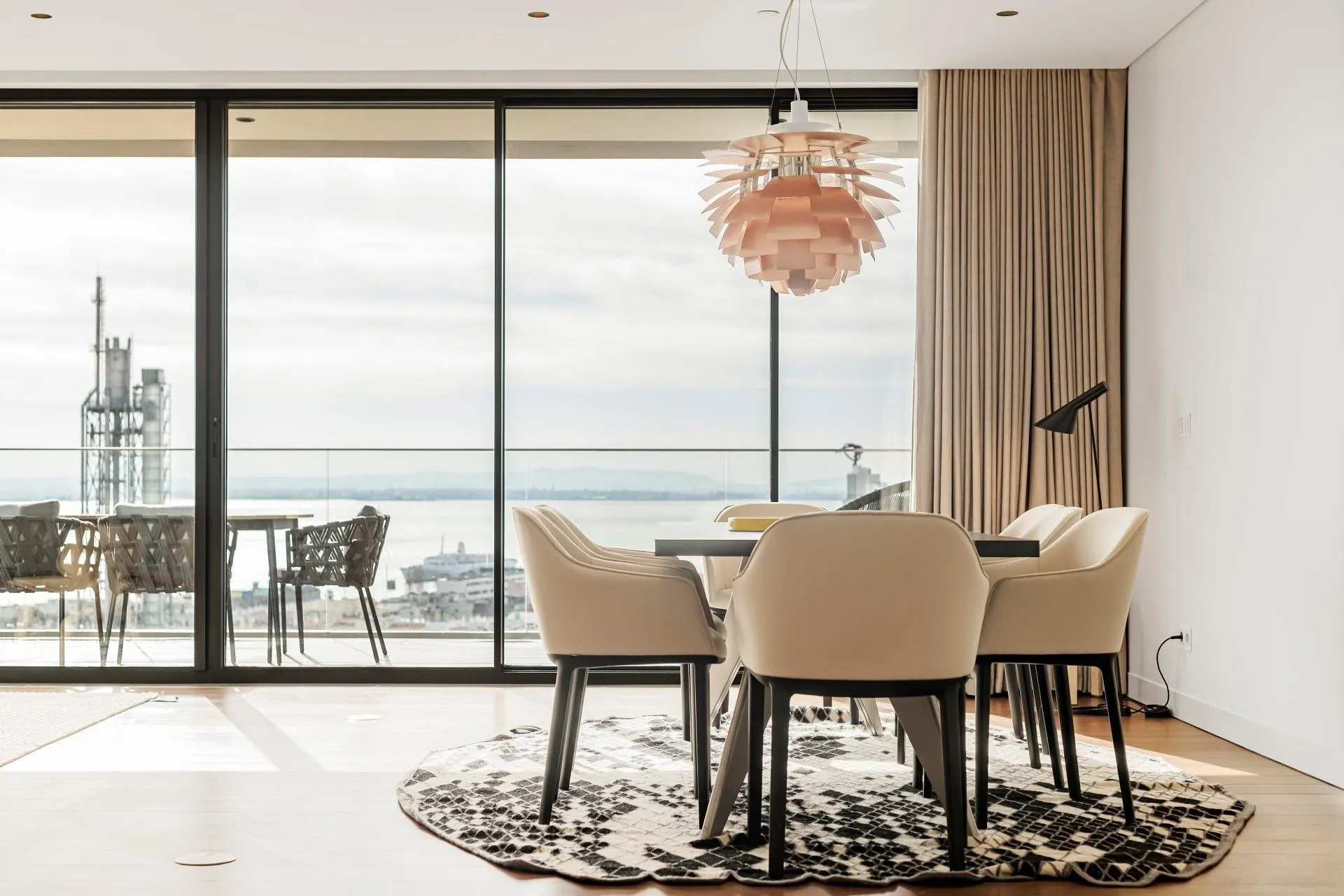 0 Praça Príncipe Perfeito 1411