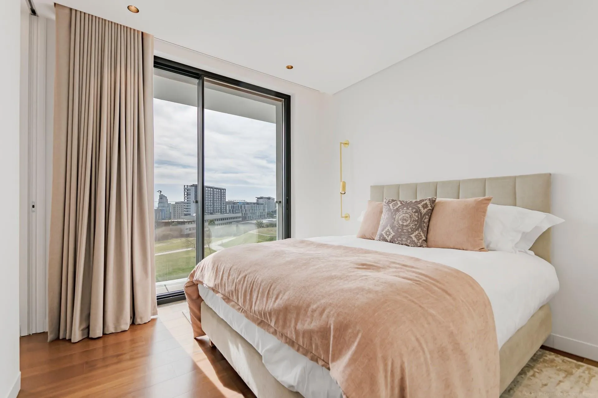 0 Praça Príncipe Perfeito 801