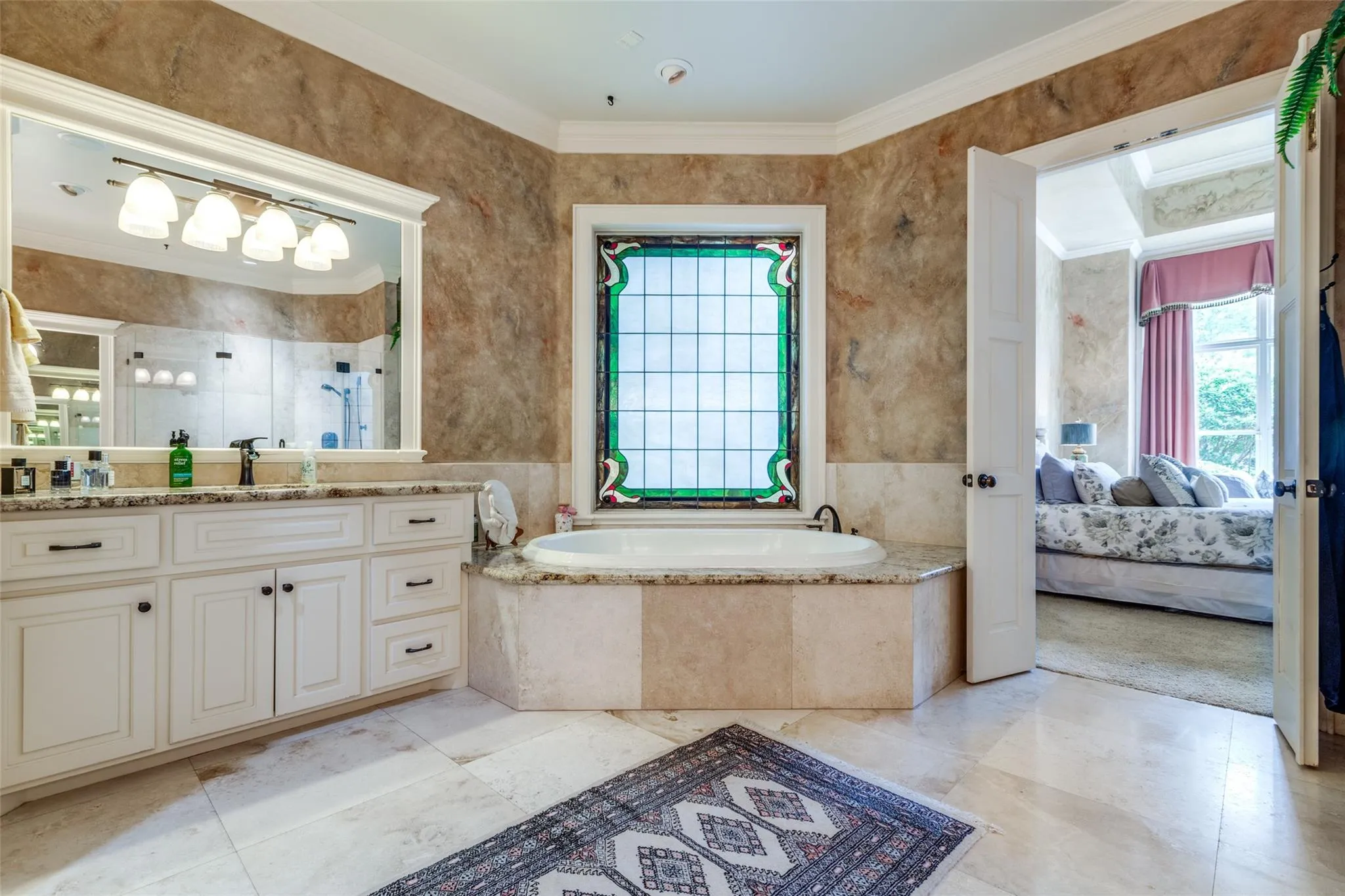 10 Player Green Place - The Woodlands