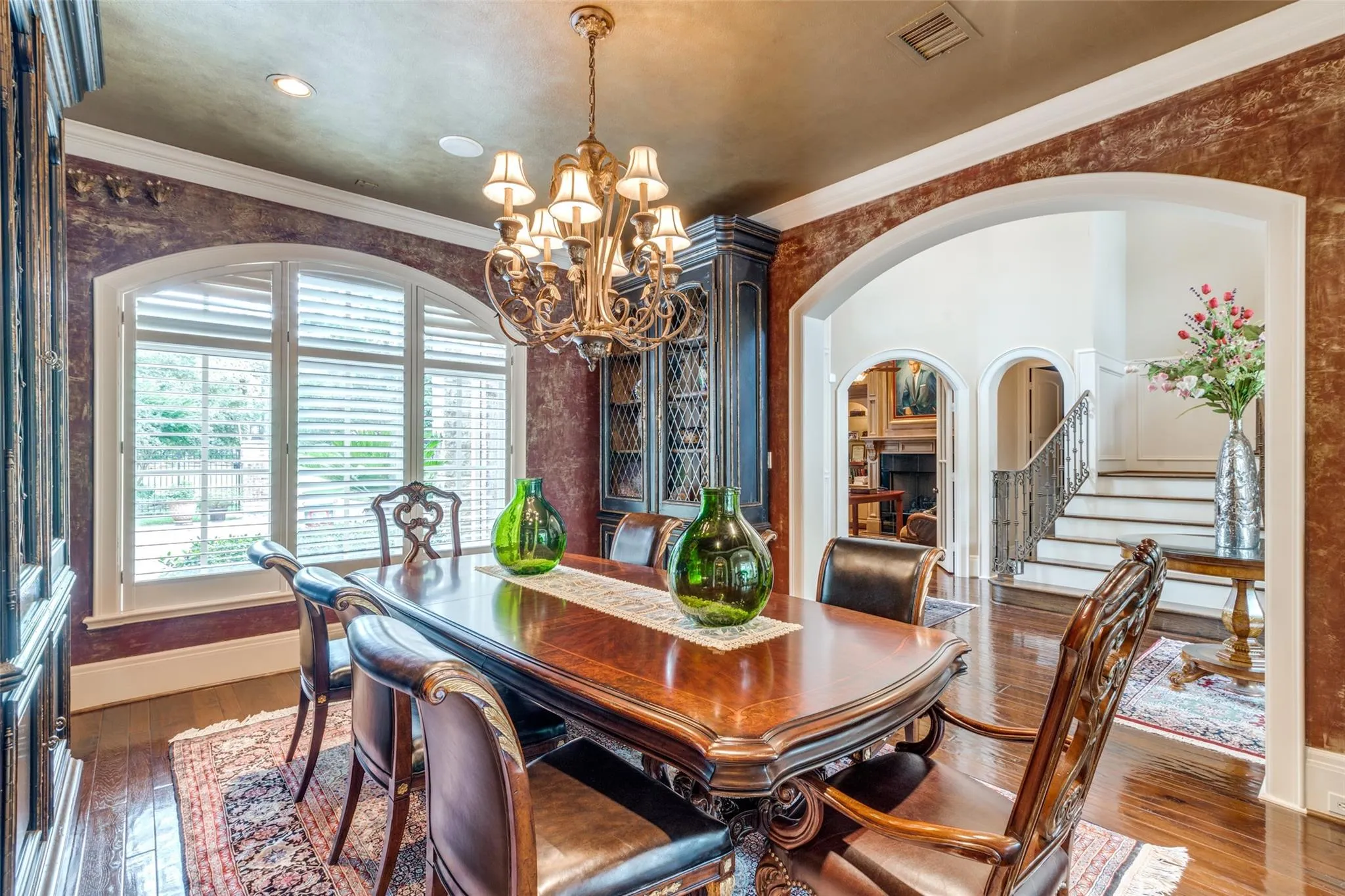 10 Player Green Place - The Woodlands