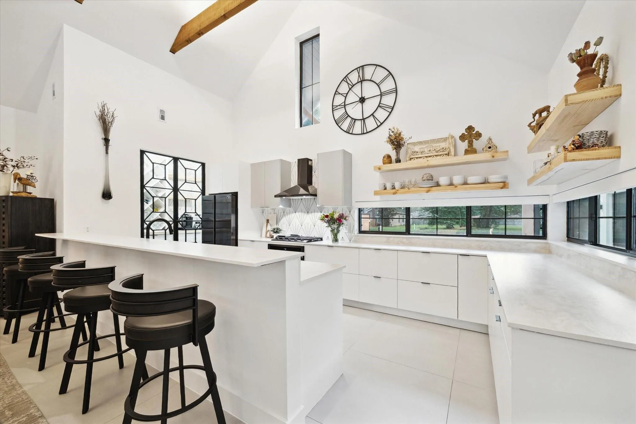 10528 Longleaf Drive