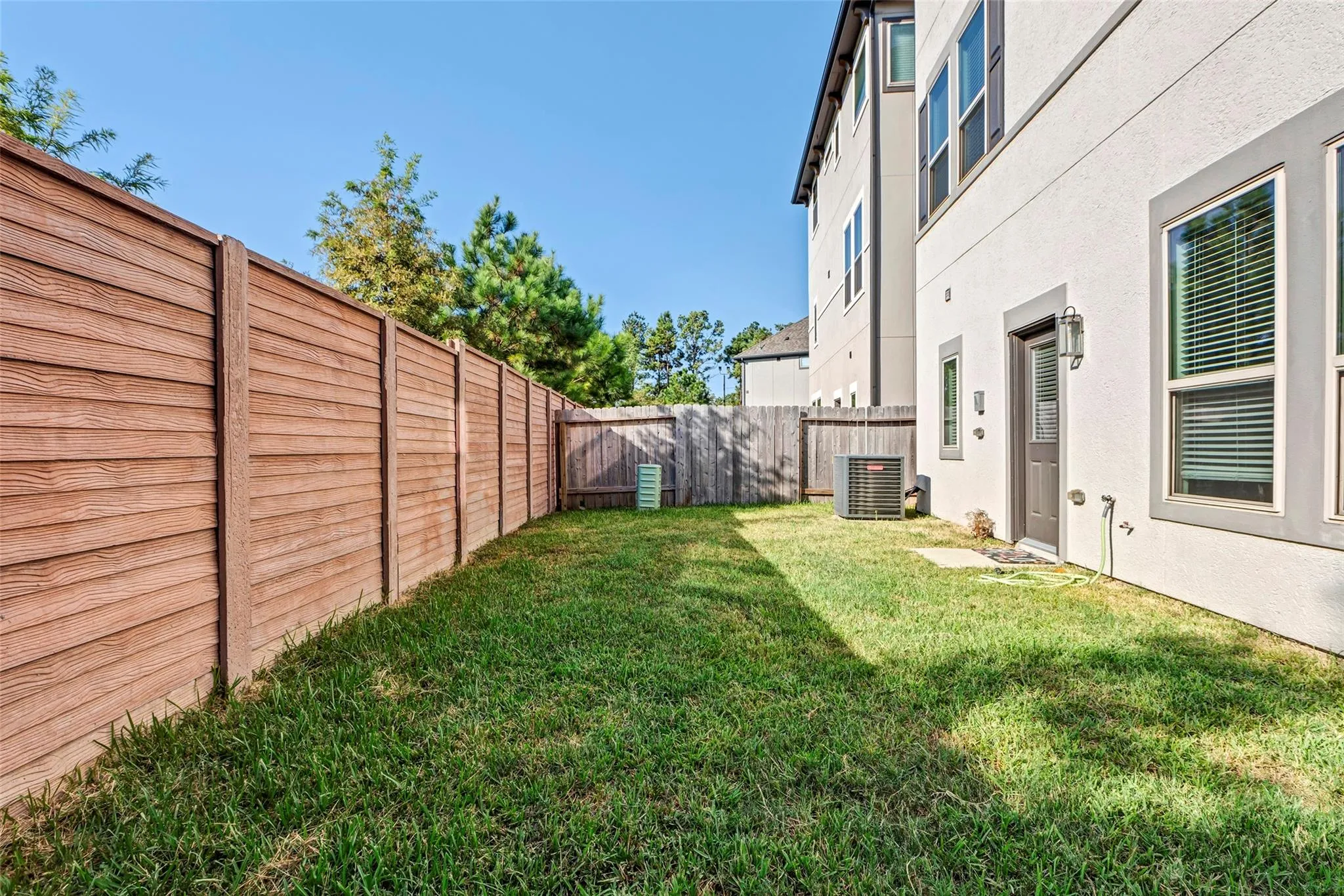 10619 Centre Green Way