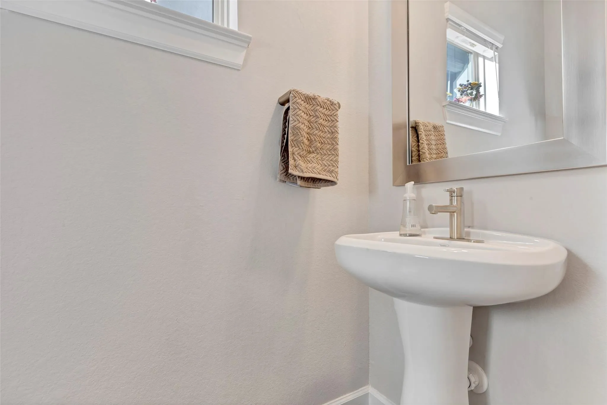 10619 Centre Green Way