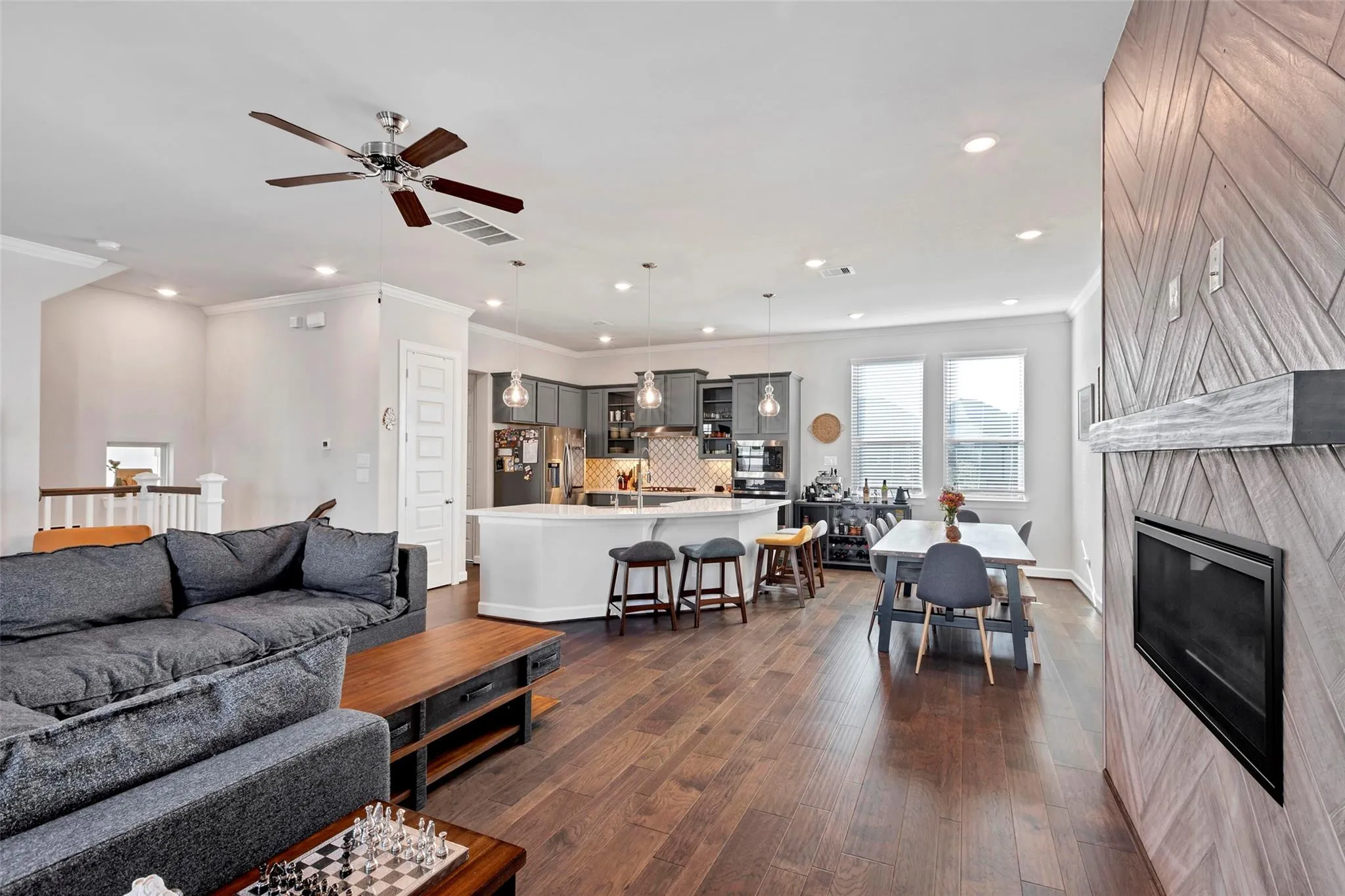 10619 Centre Green Way