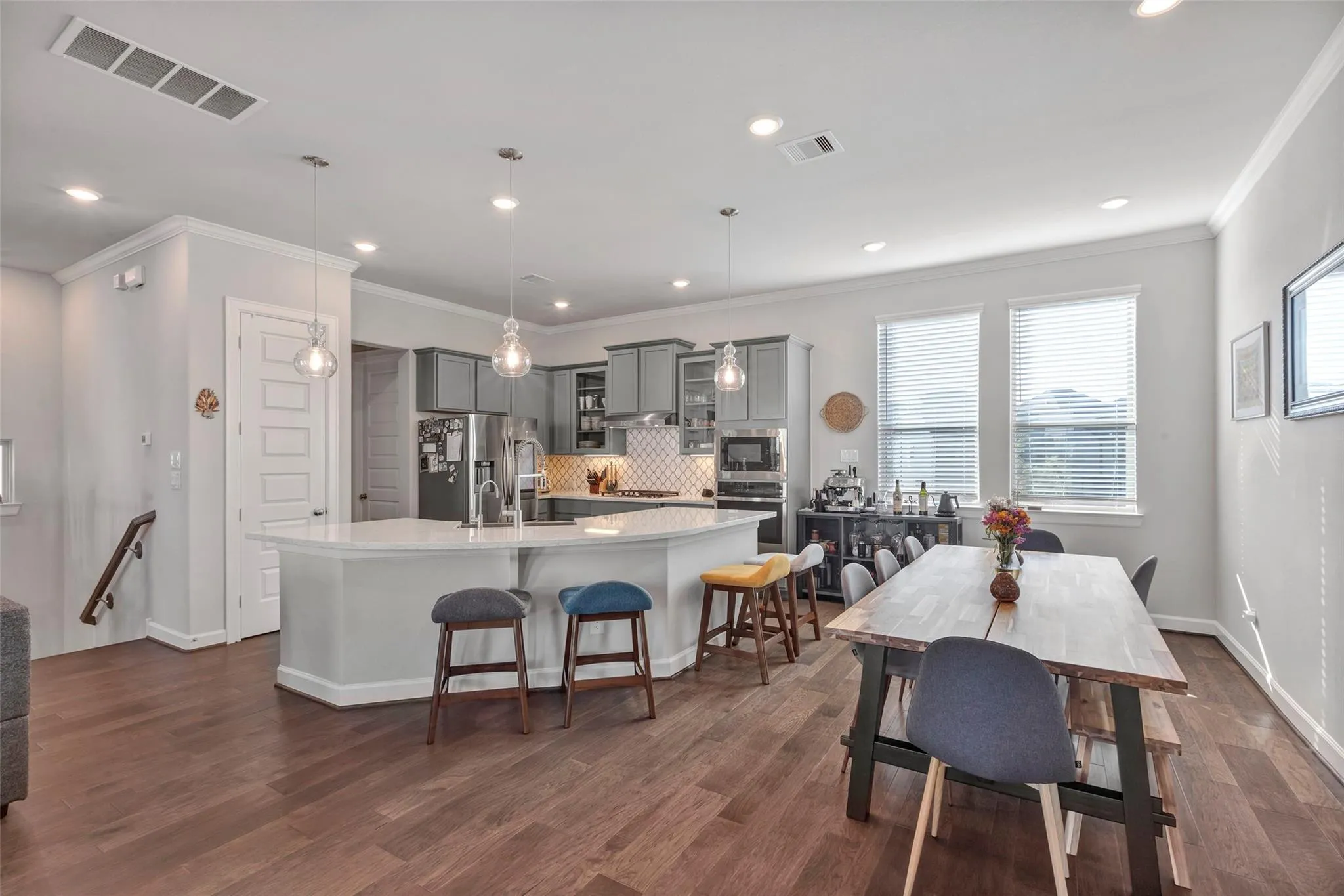 10619 Centre Green Way