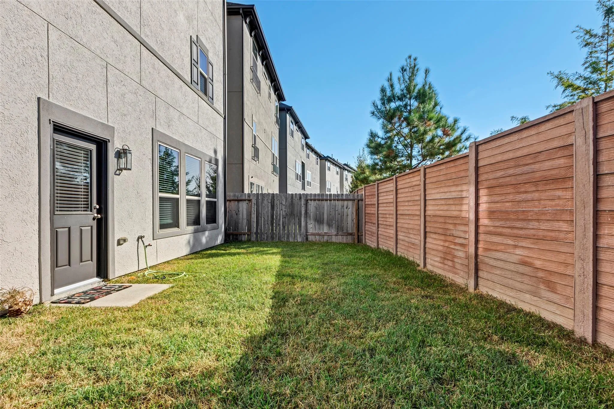 10619 Centre Green Way