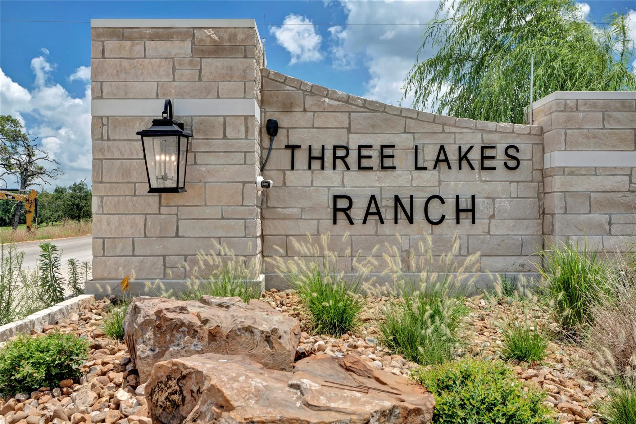 1294 Private Road 1311