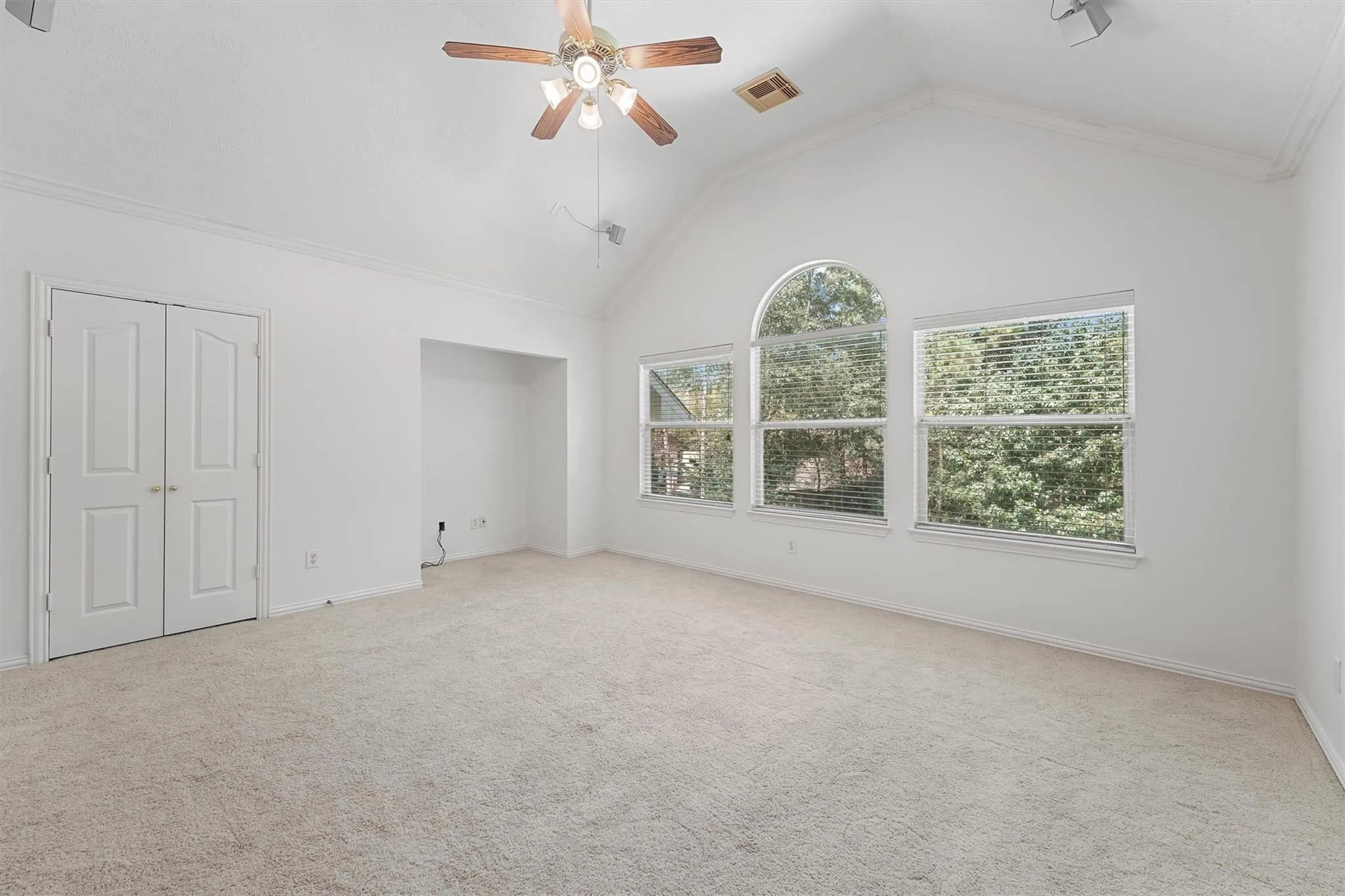 131E Mirror Ridge Circle-The-Woodlands