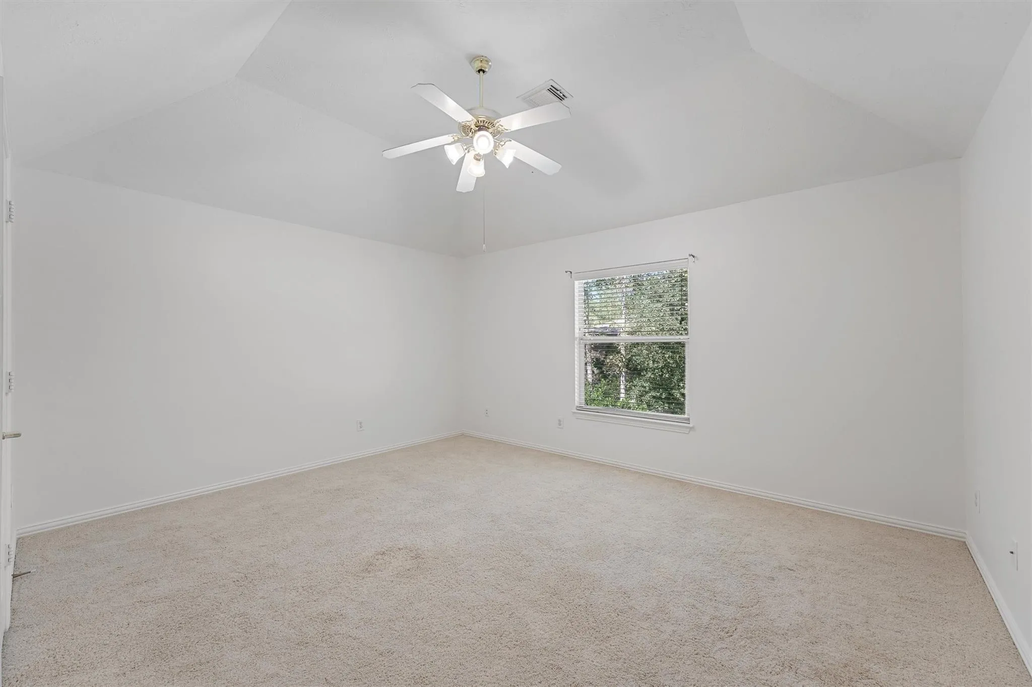 131E Mirror Ridge Circle-The-Woodlands