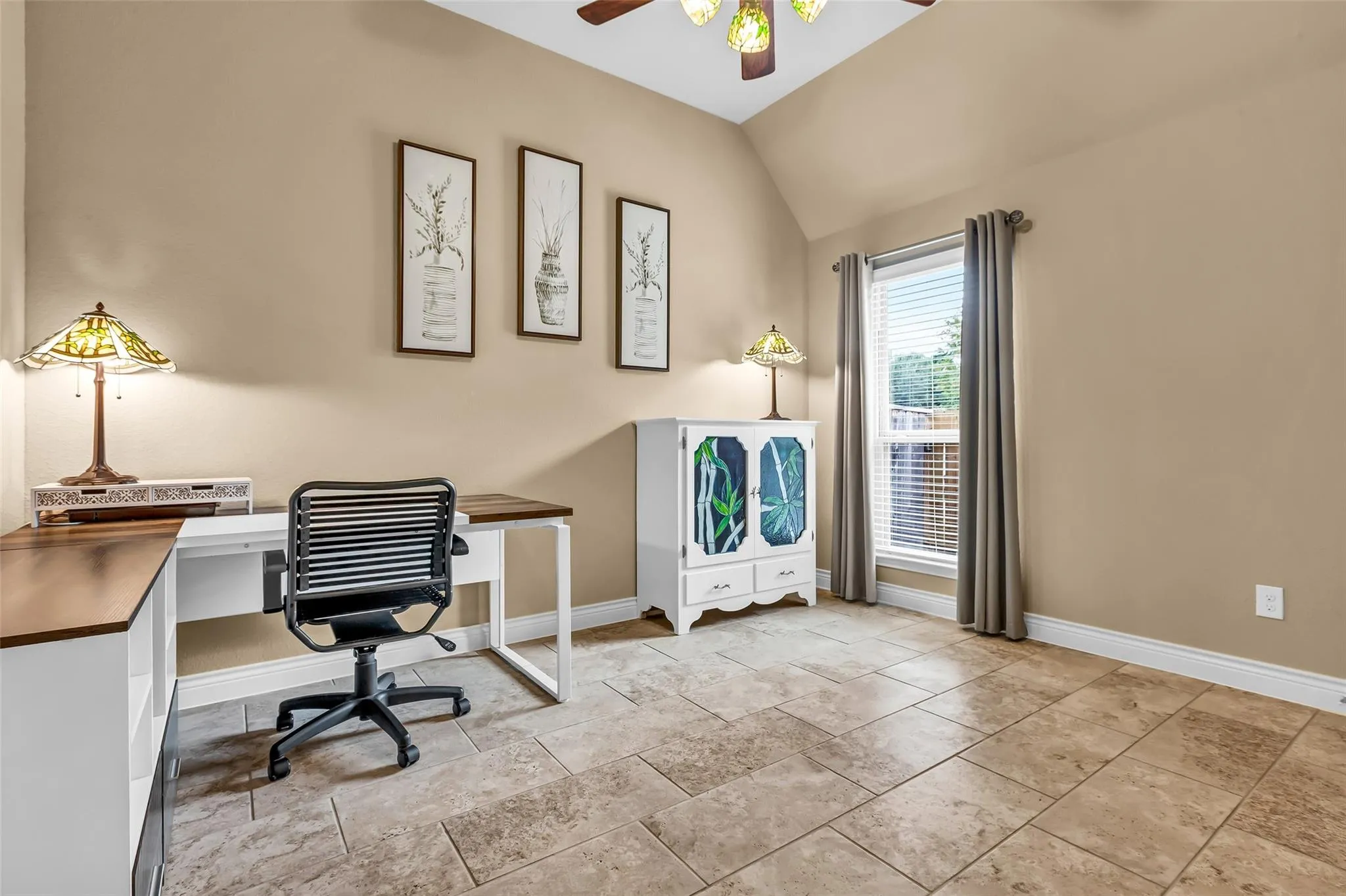 138 Trophy Canyon Drive