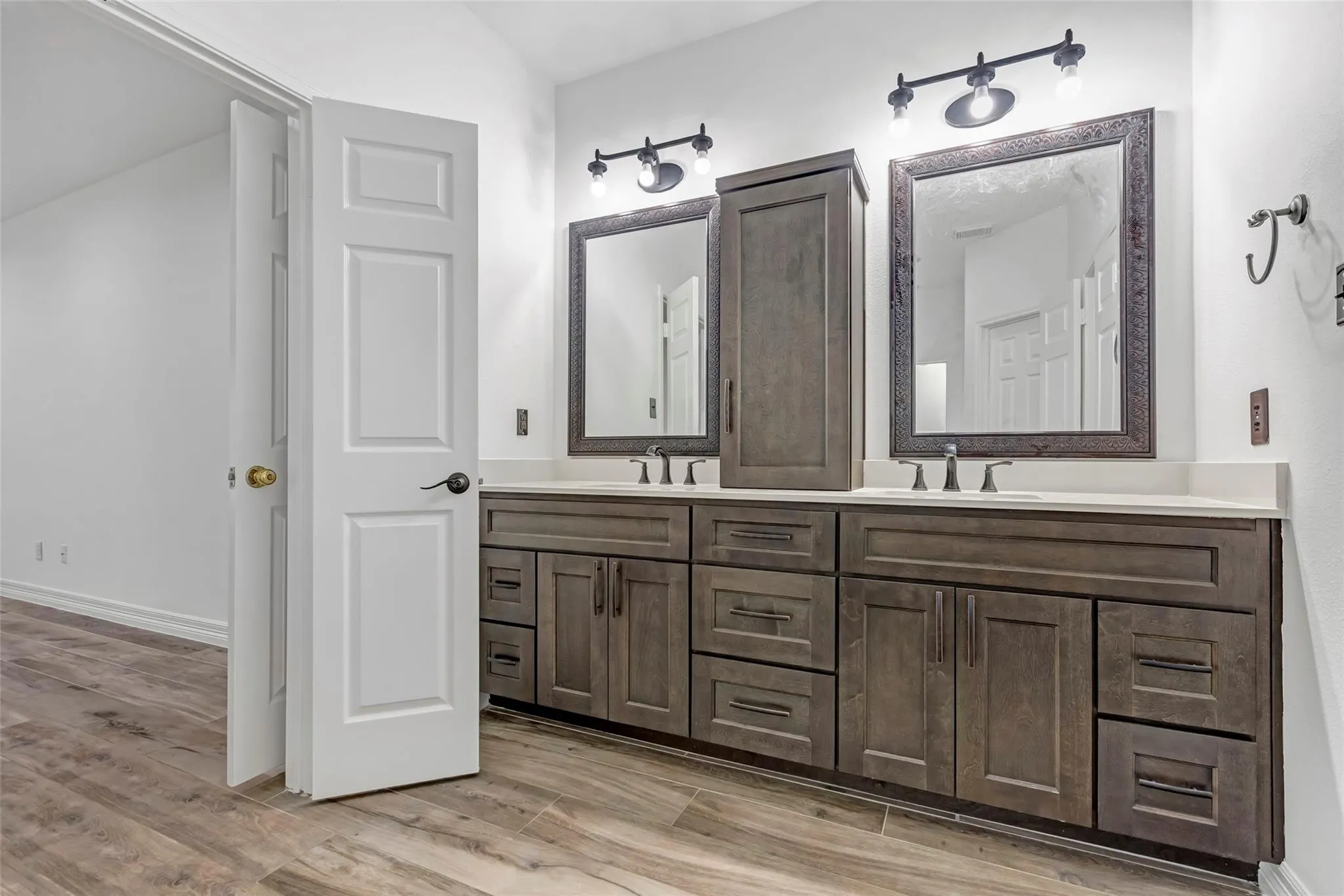 16620 Stonecrest Drive