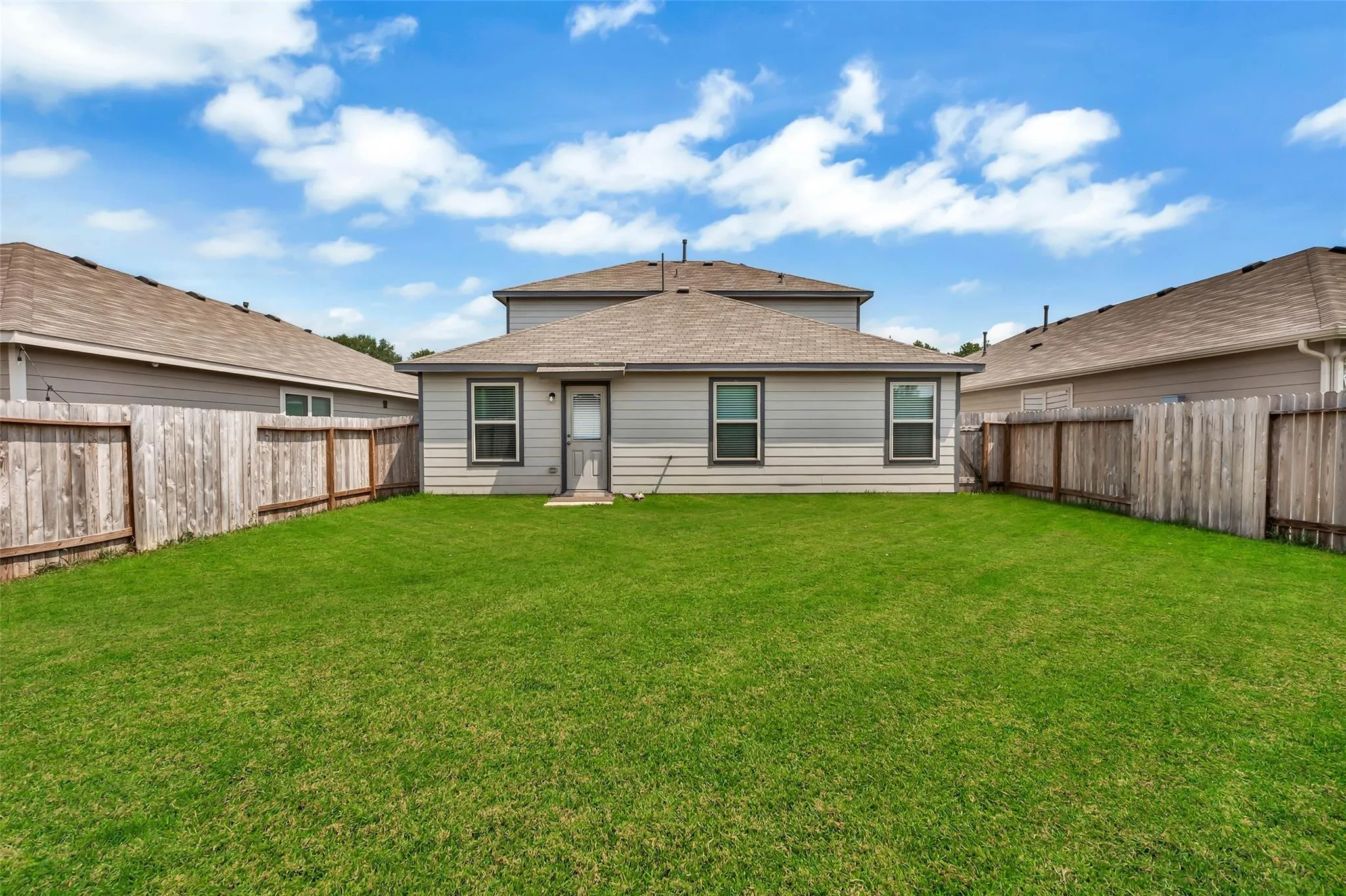 18611 Scarlet Meadow Lane