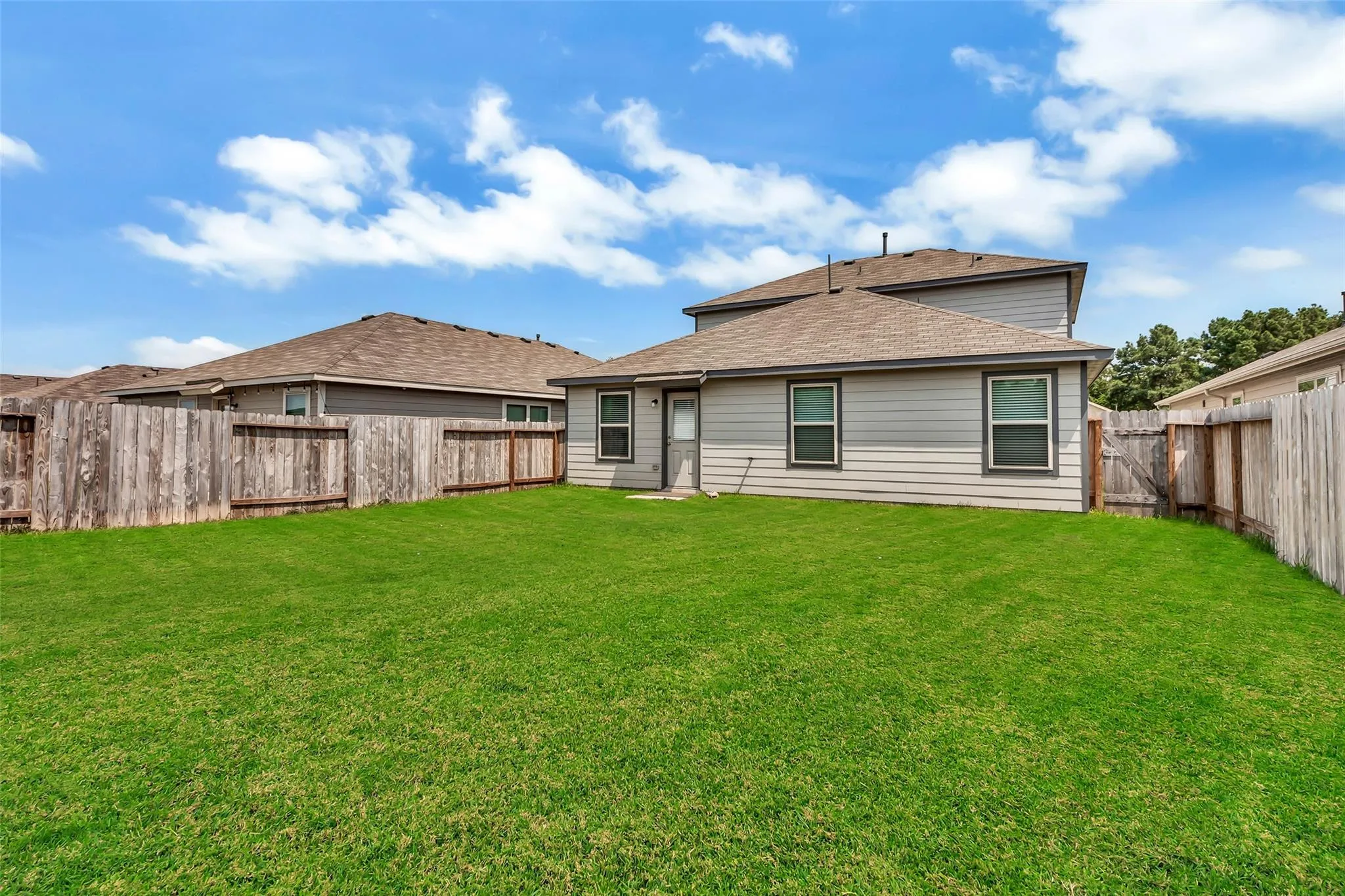 18611 Scarlet Meadow Lane