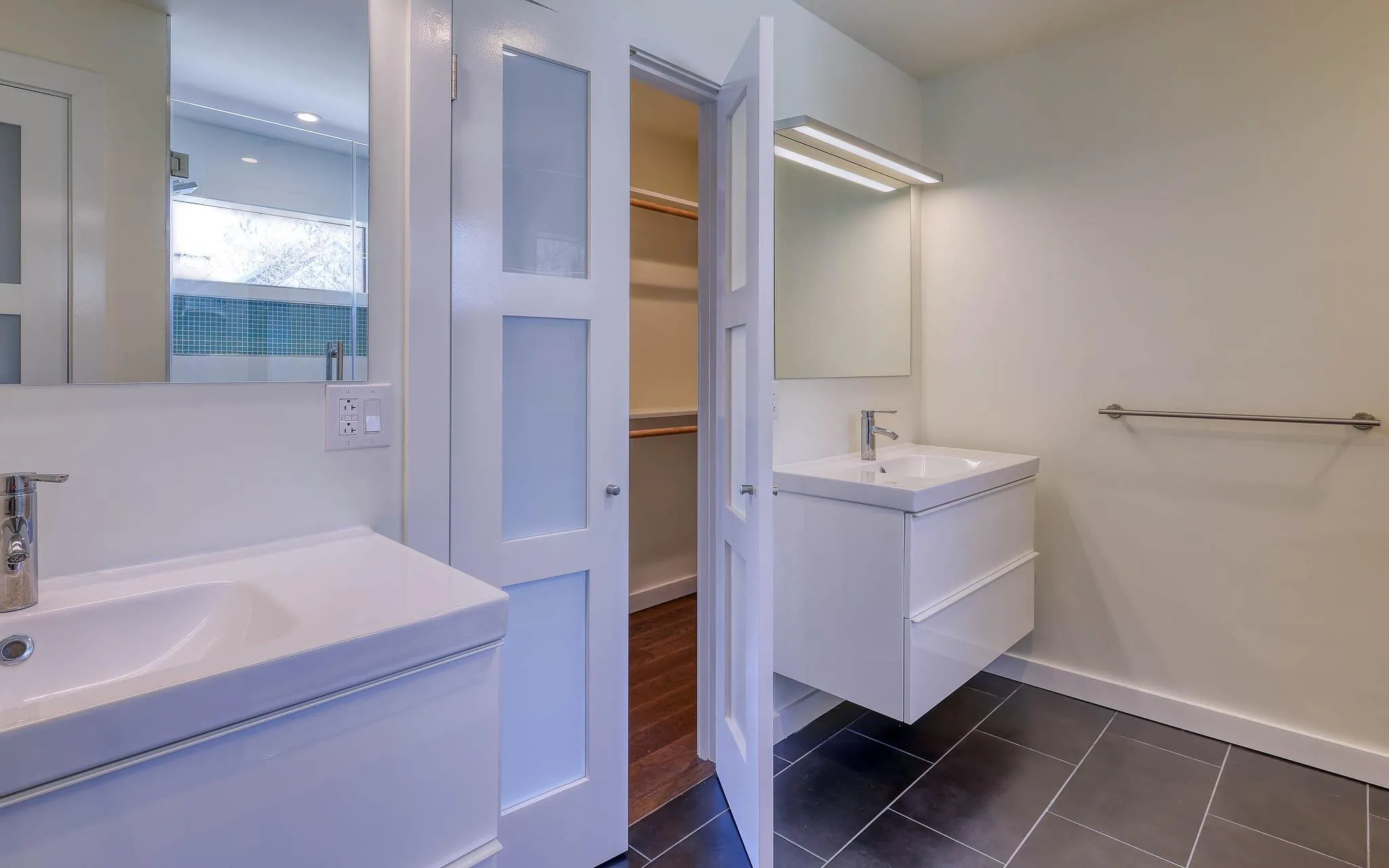 190 Harbour Row Drive