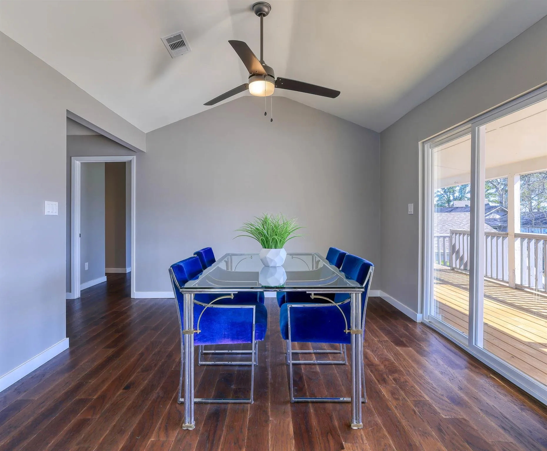 190 Harbour Row Drive