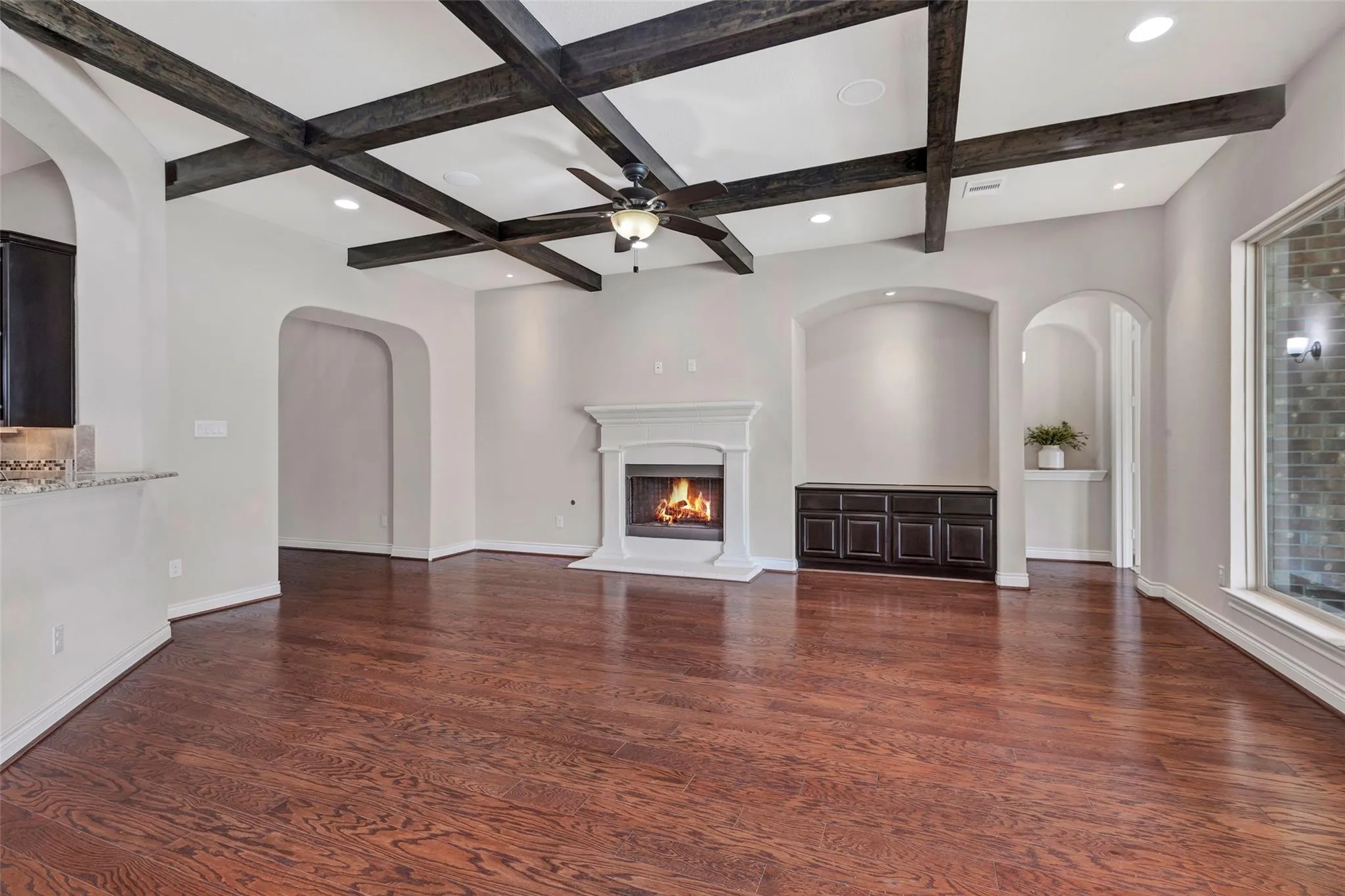 19303 Sanctuary Robin Lane