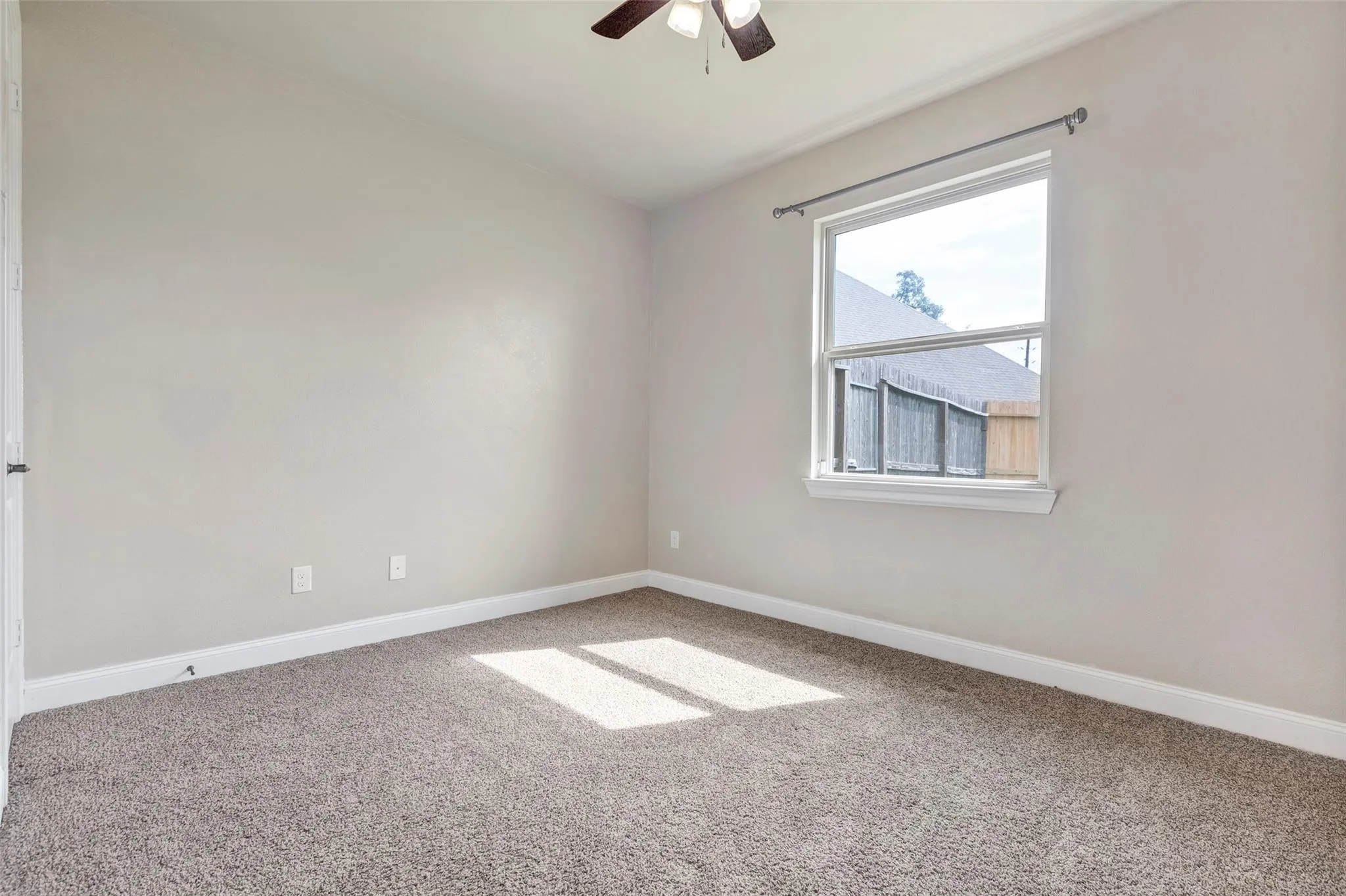 19303 Sanctuary Robin Lane