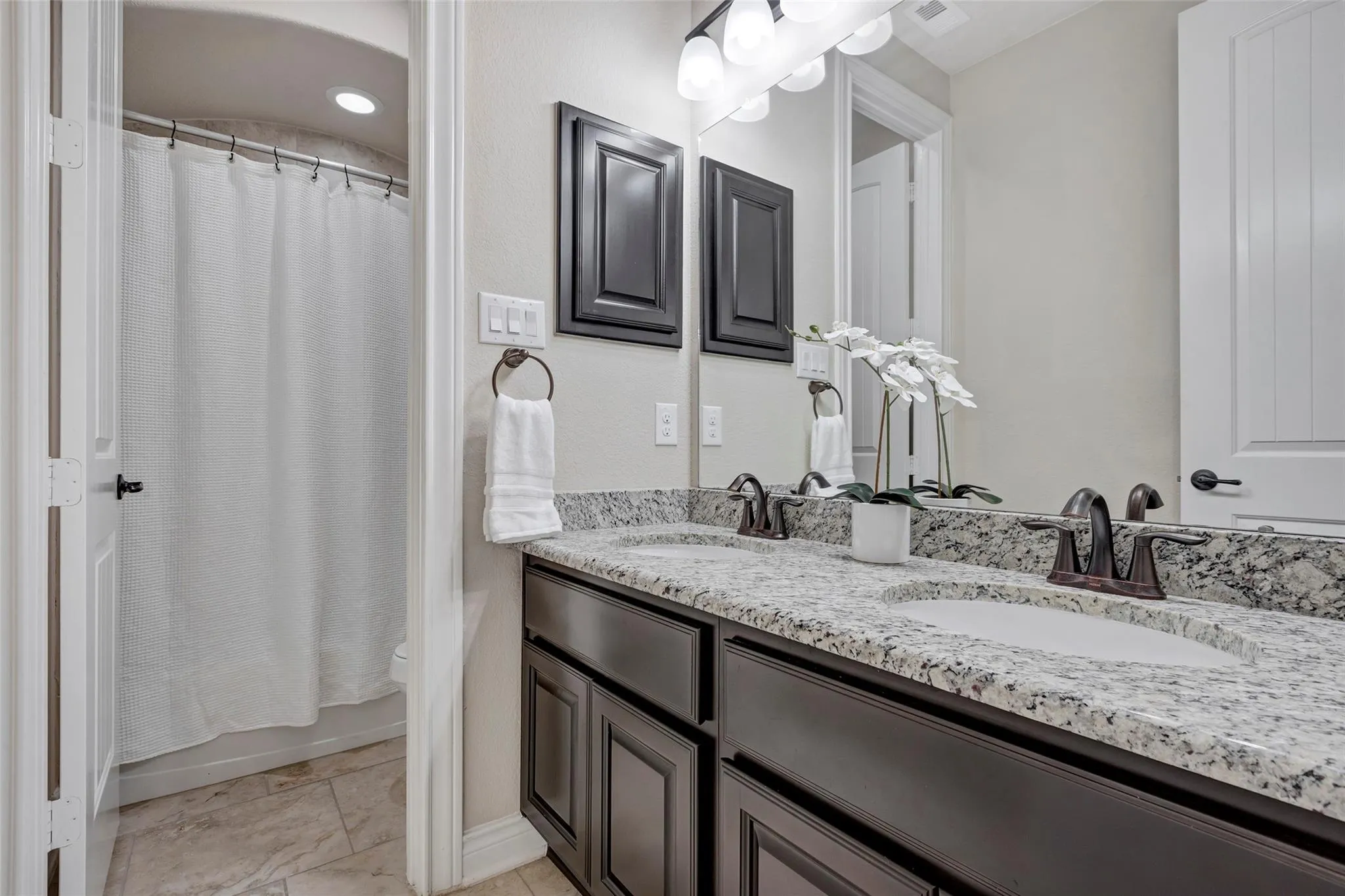 19303 Sanctuary Robin Lane