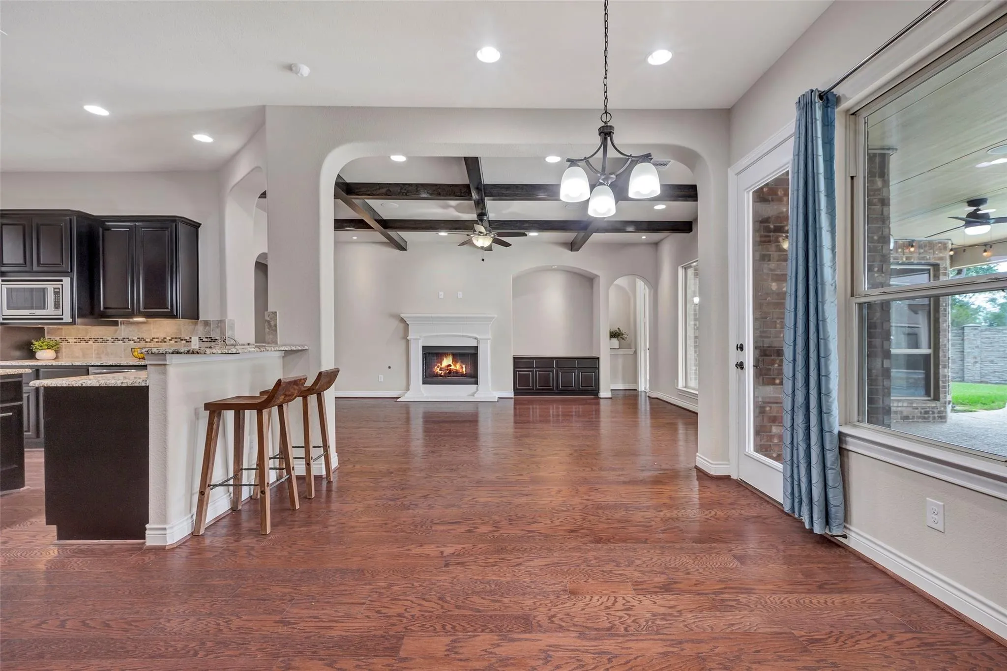 19303 Sanctuary Robin Lane