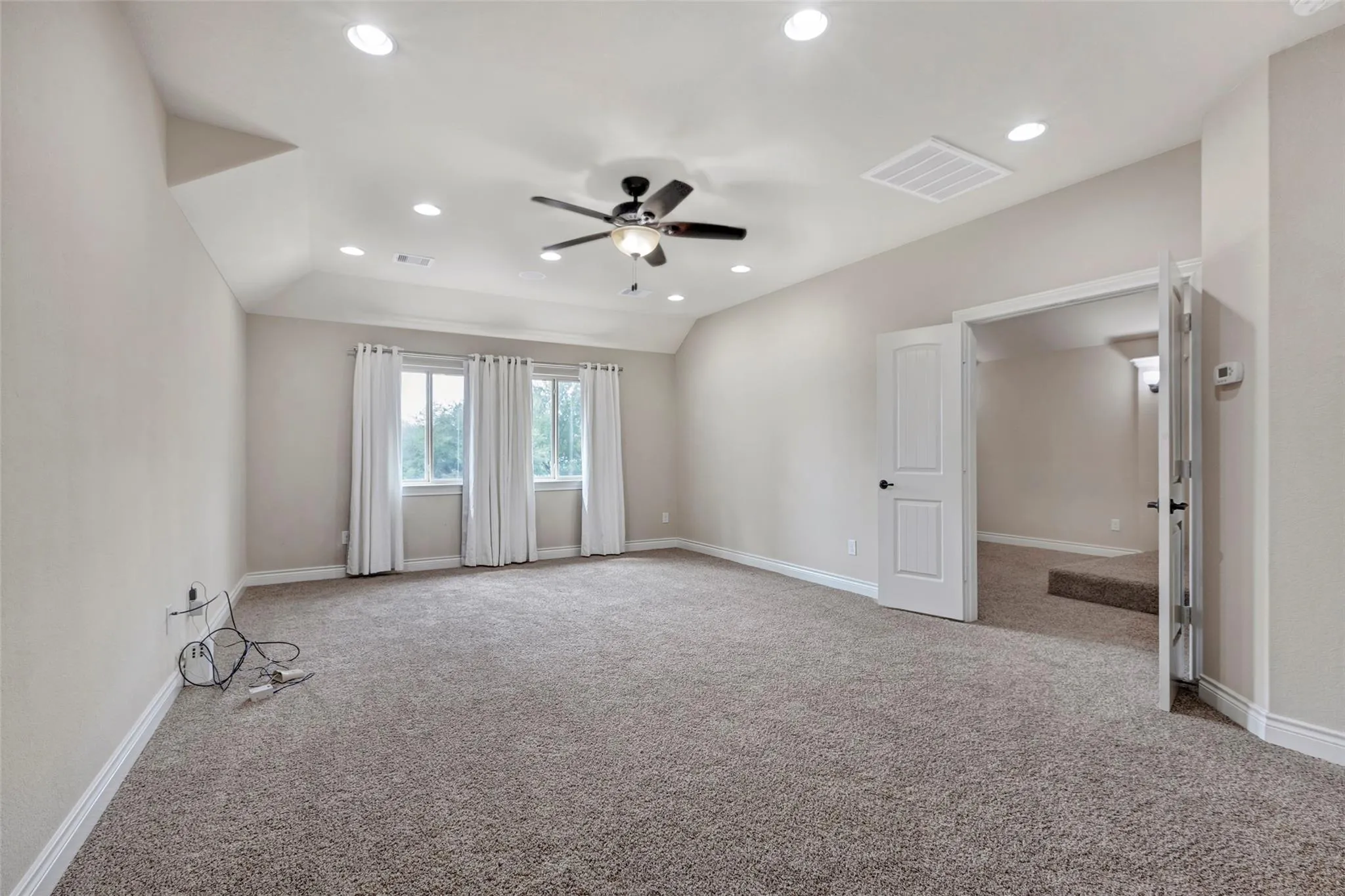 19303 Sanctuary Robin Lane