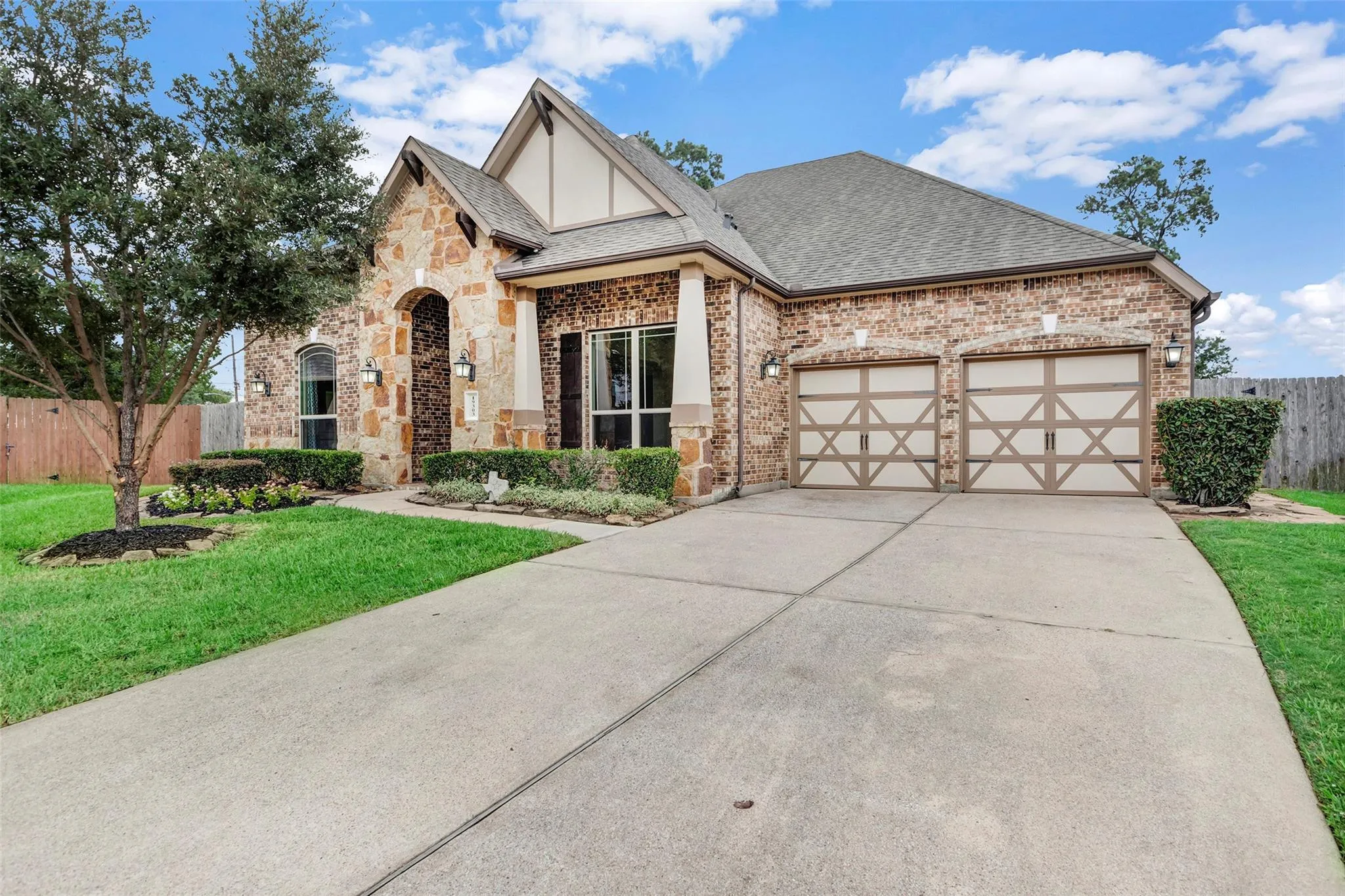 19303 Sanctuary Robin Lane