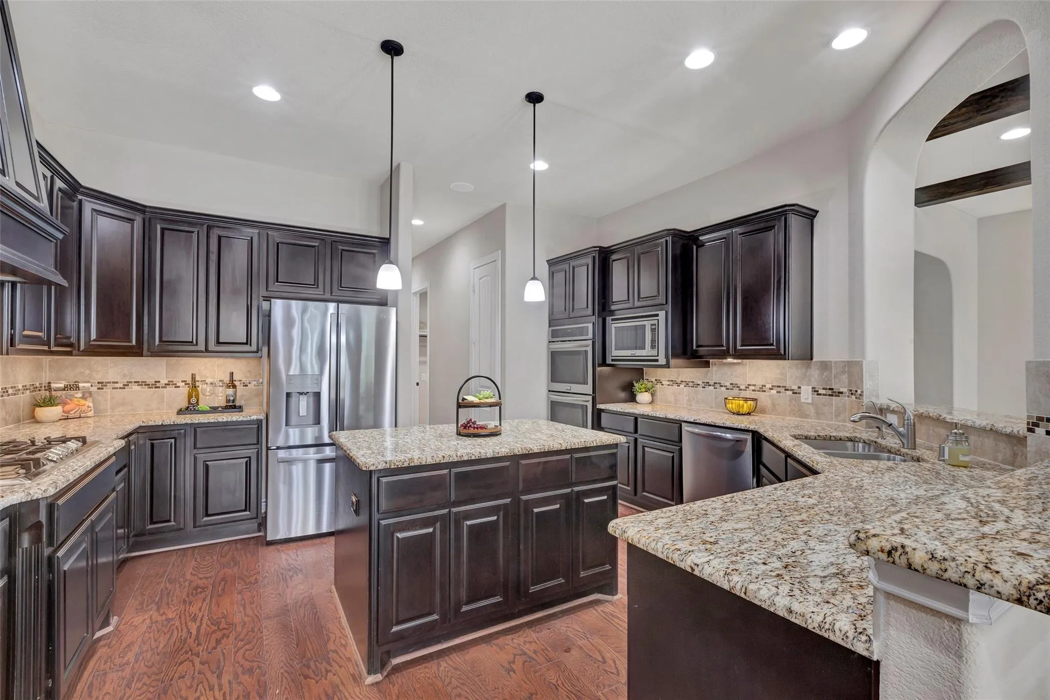 19303 Sanctuary Robin Lane