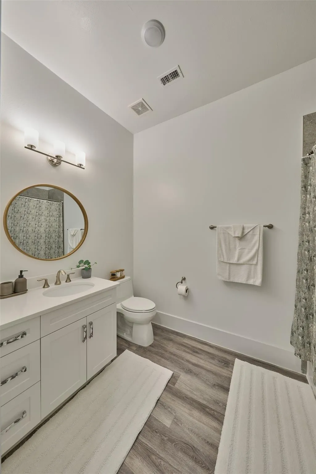 199 Waterpoint Court 104