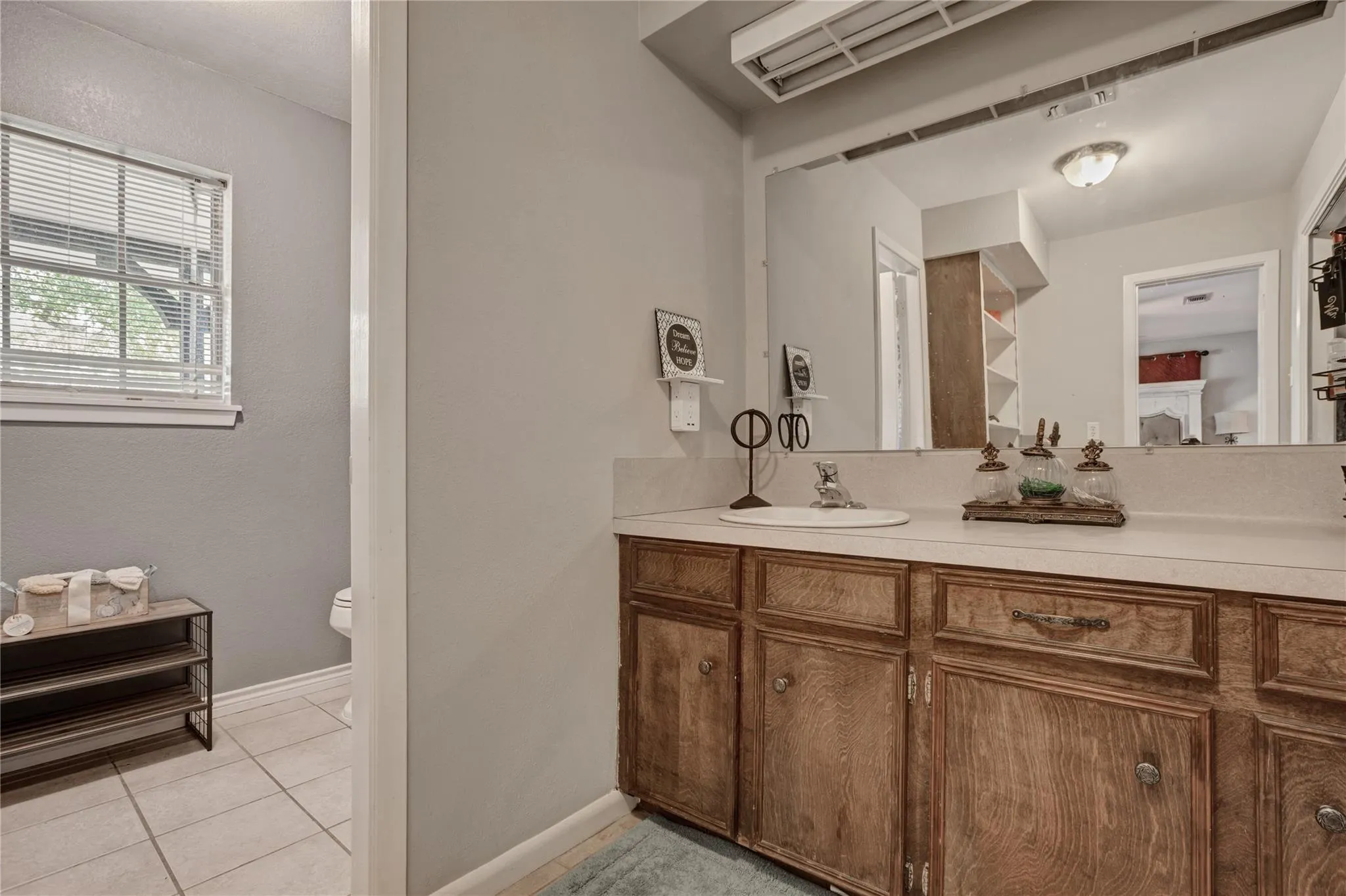 206 N Duck Creek Road