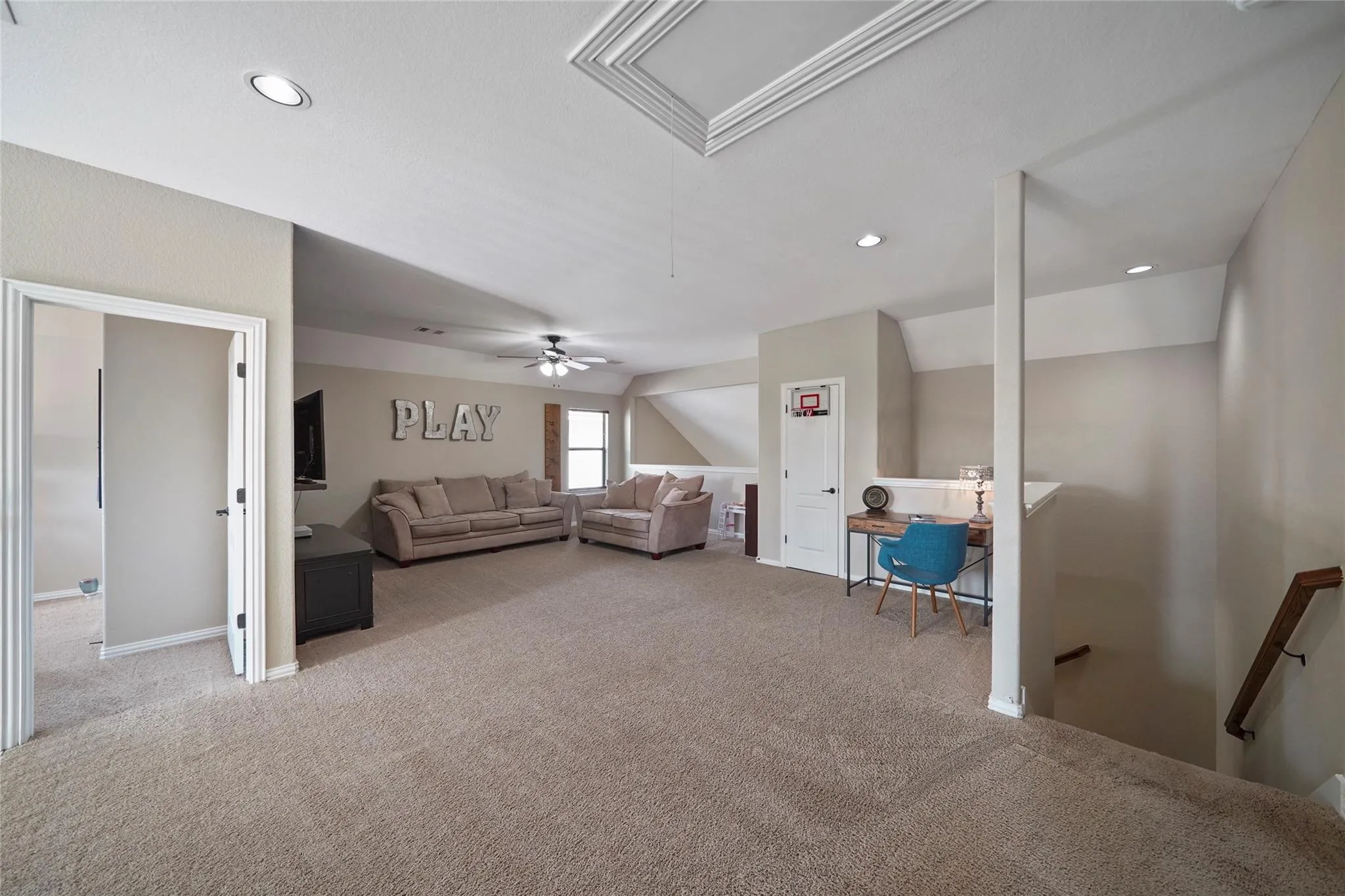 22310 Mosshall Court