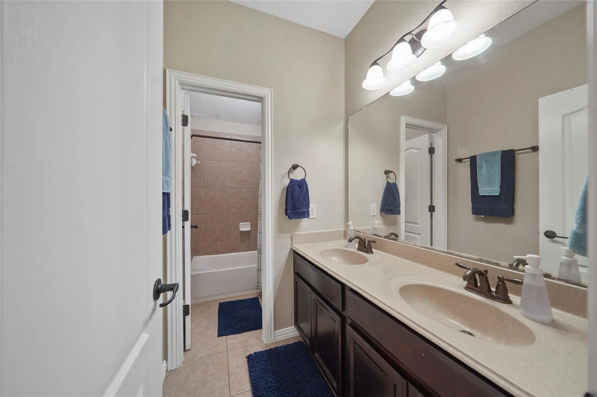 22310 Mosshall Court