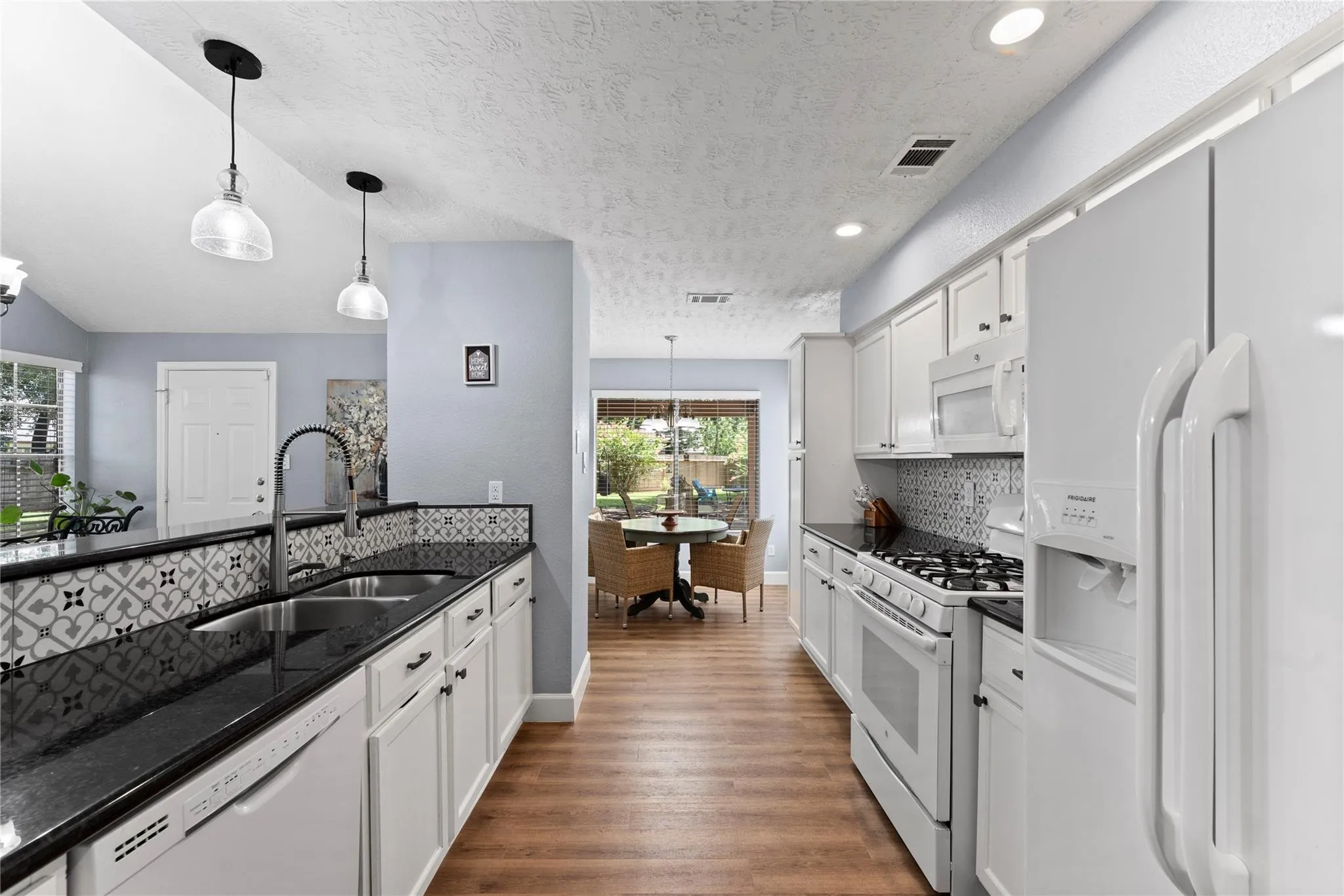 24002 Spring Sunset Dr Drive