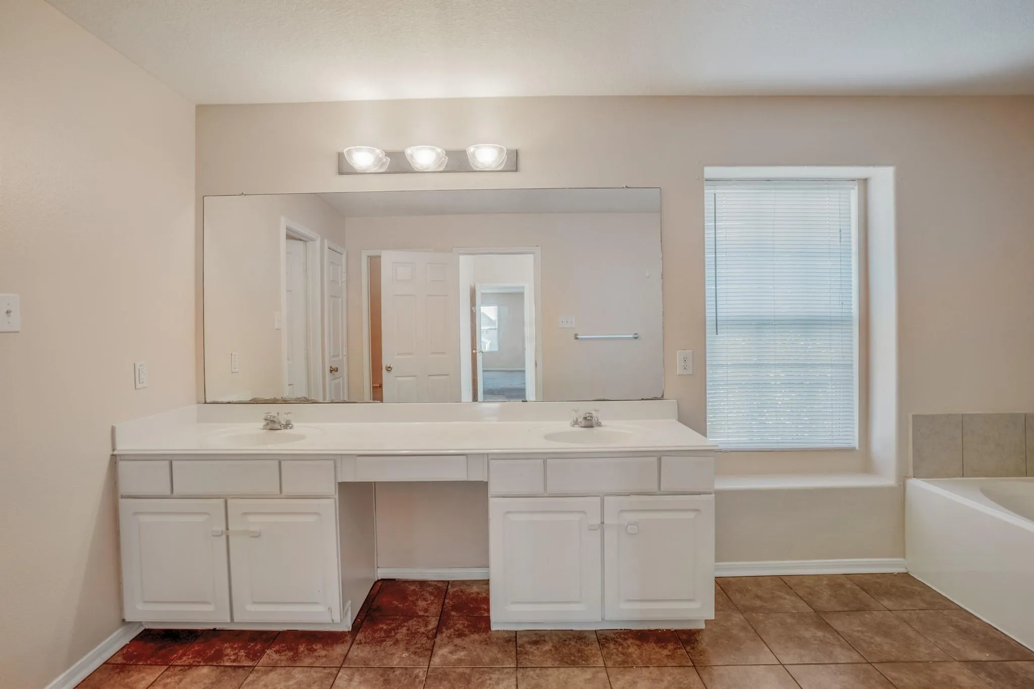 2414 Stiller Ridge Way