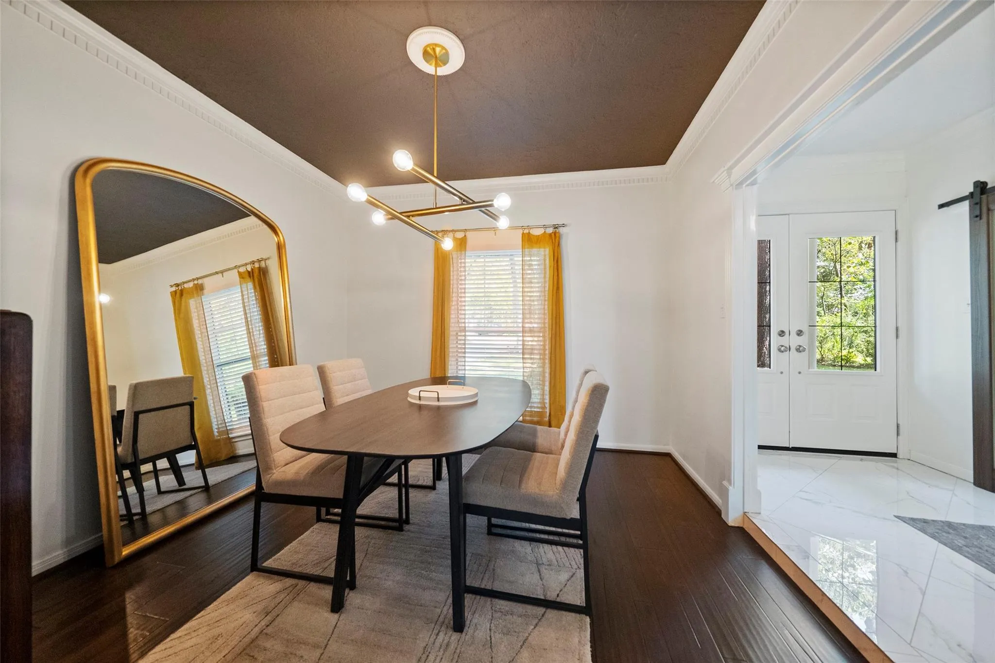 2811 Crossvine Circle