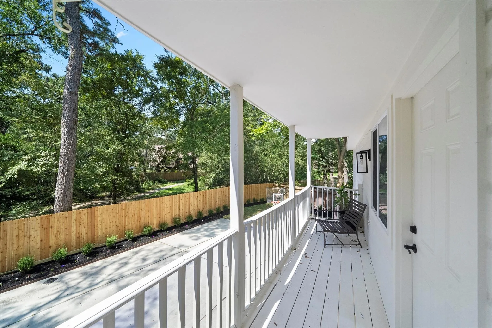 2811 Crossvine Circle