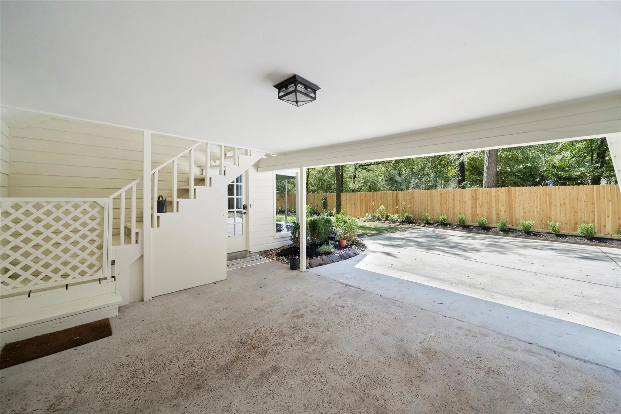 2811 Crossvine Circle