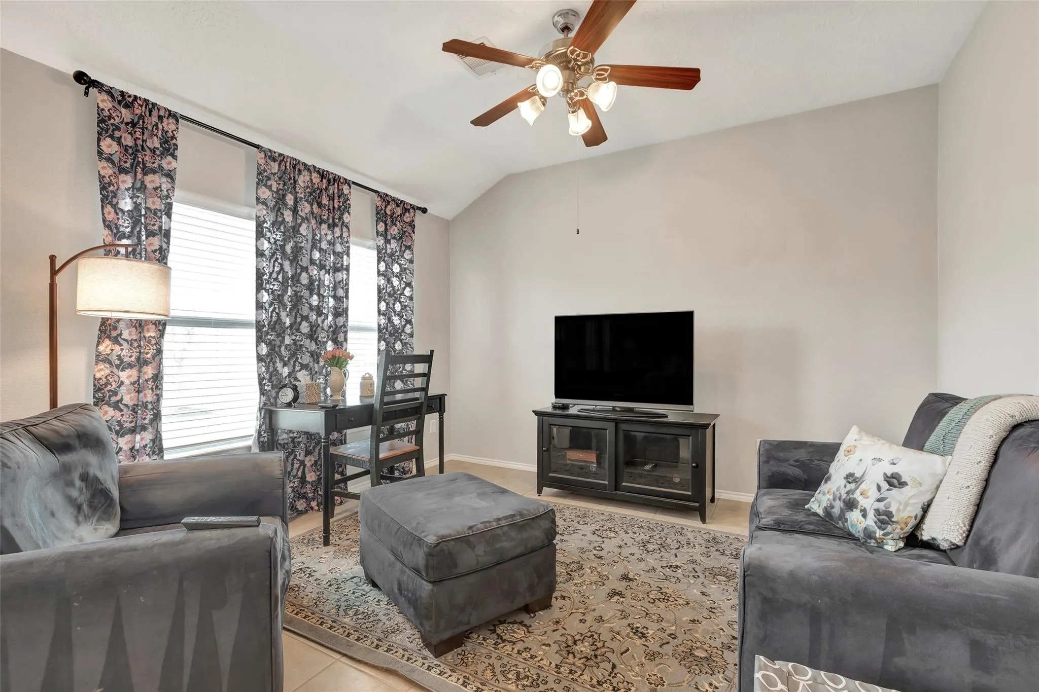 28543 Lockeridge View Drive