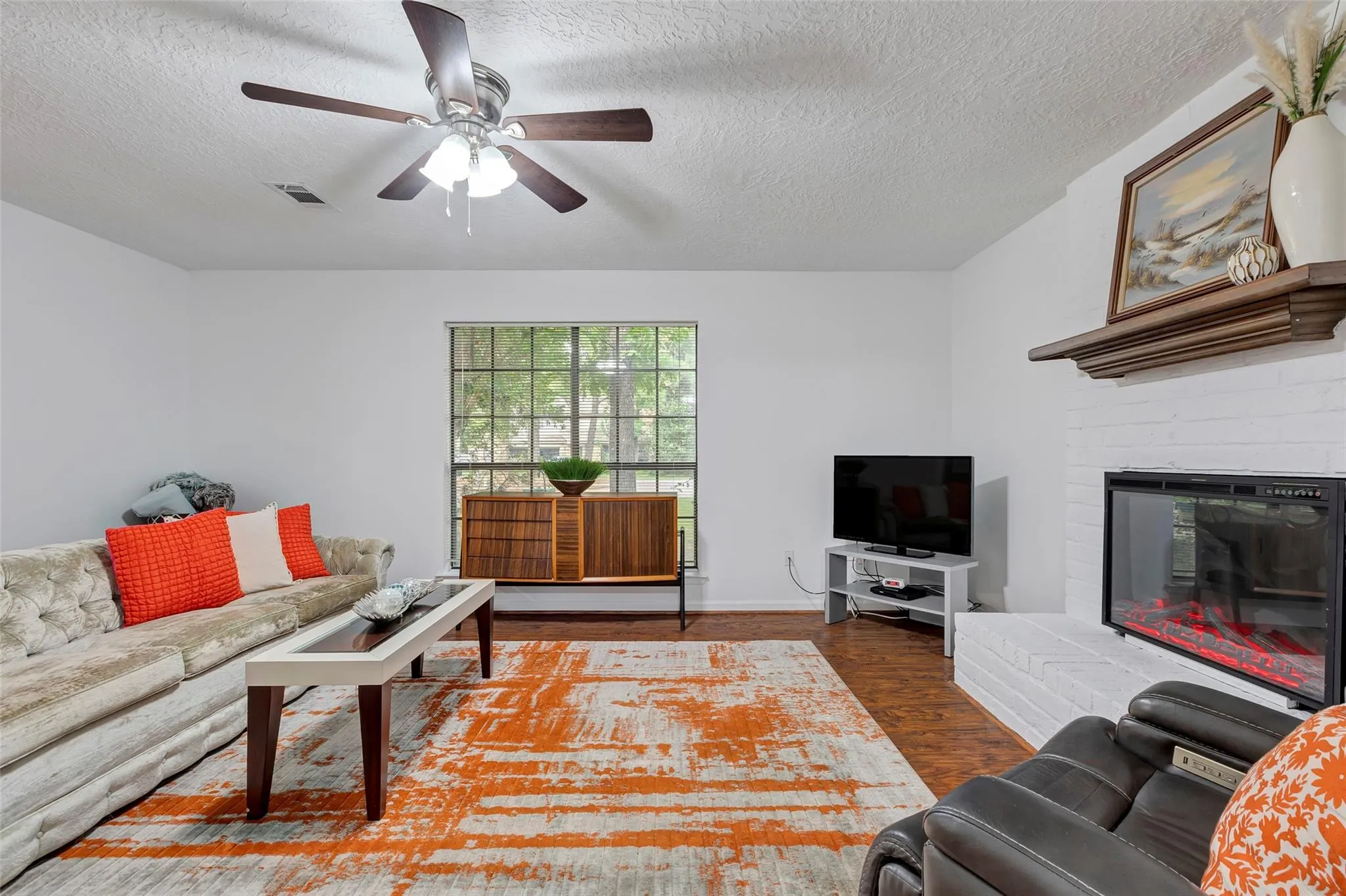 36 Pinewood Forest Court