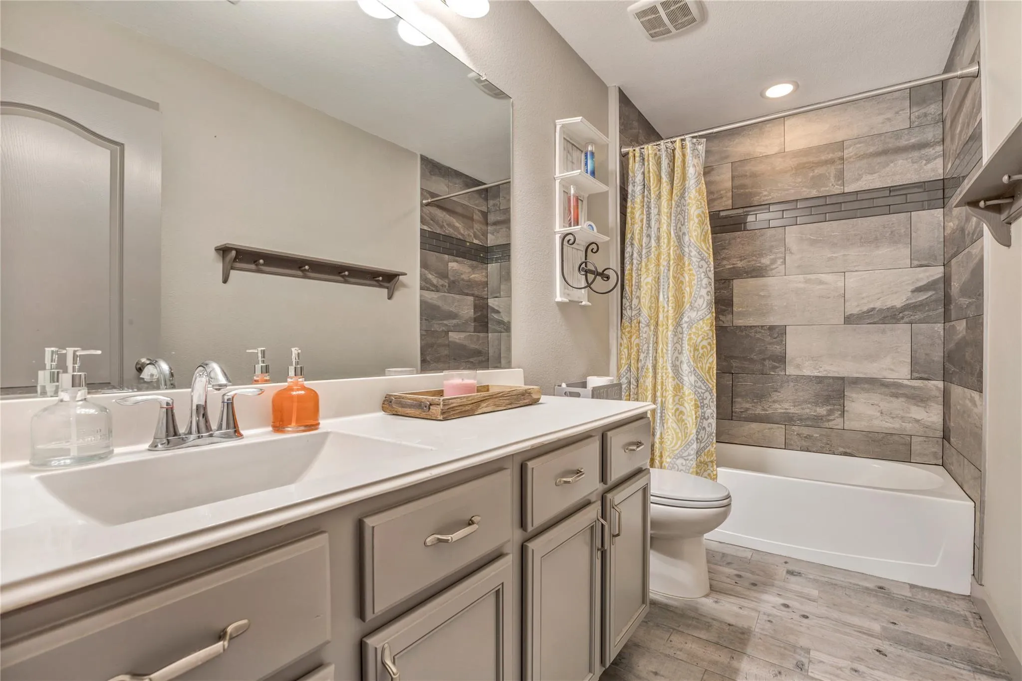 3778 Paladera Place Court