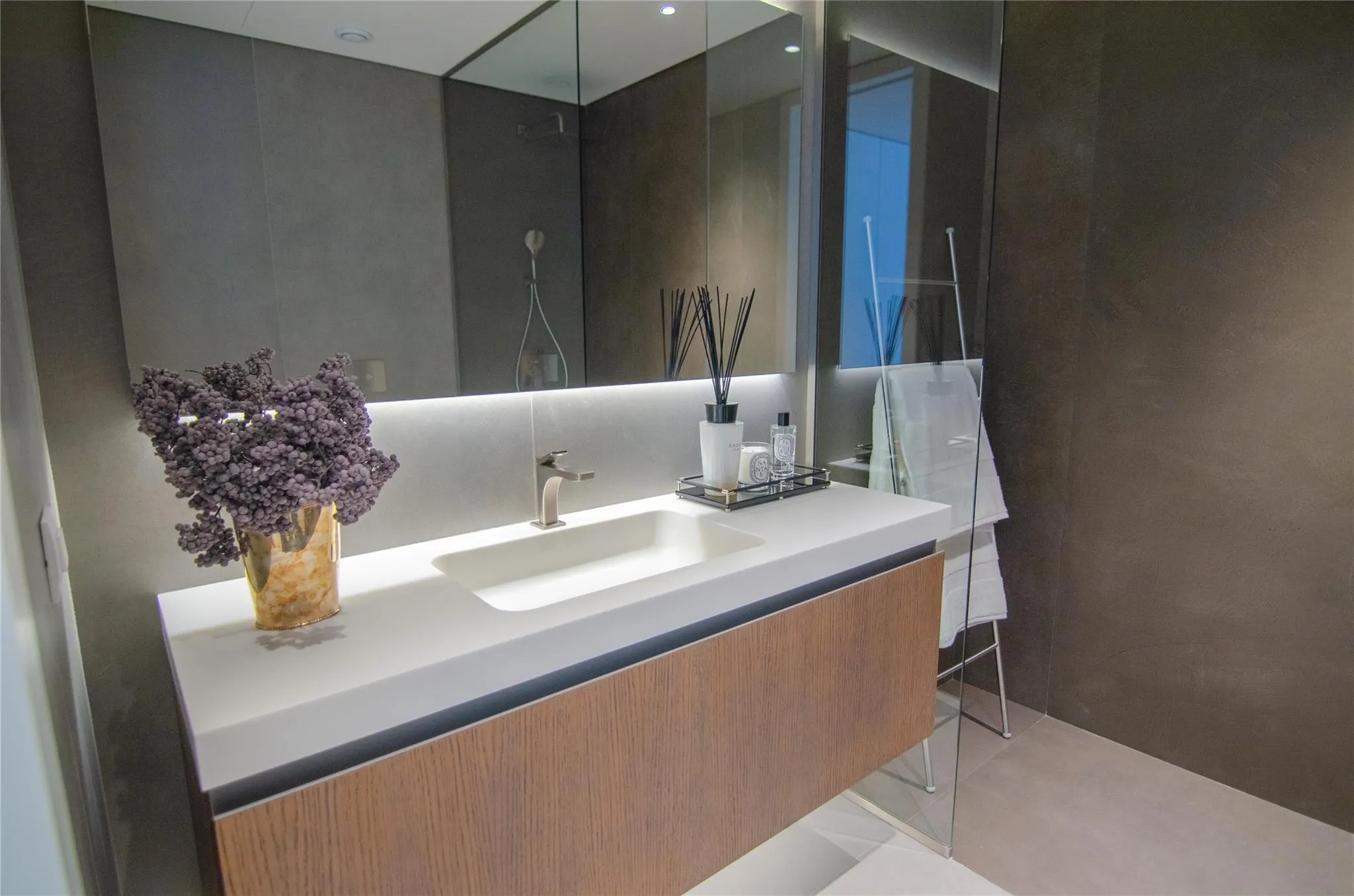 3A Rua Celeste Rodrigues L6BD