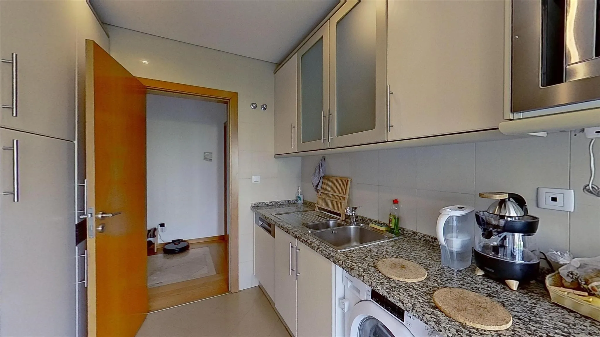 42 Alameda dos Oceanos