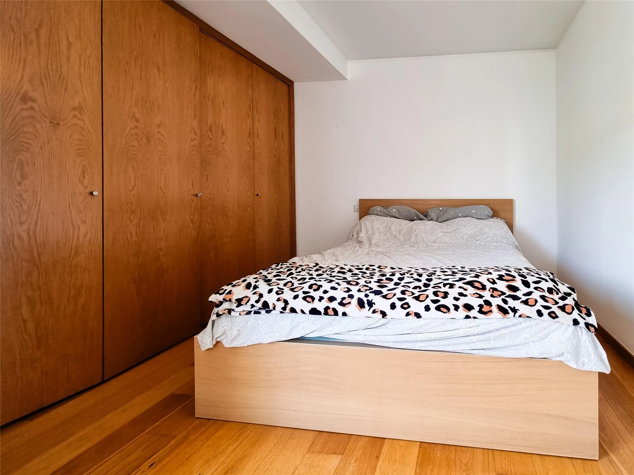 42 Alameda dos Oceanos