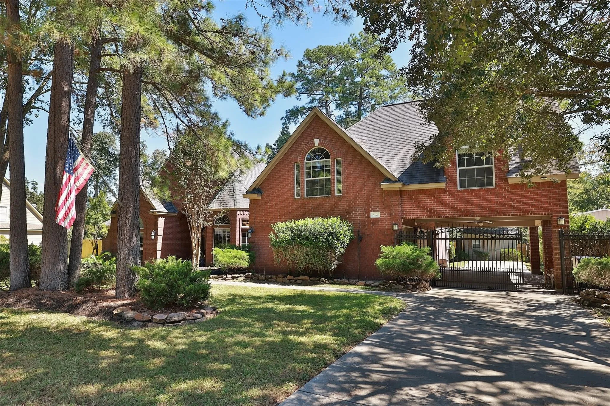 502 Monarch Oak Drive