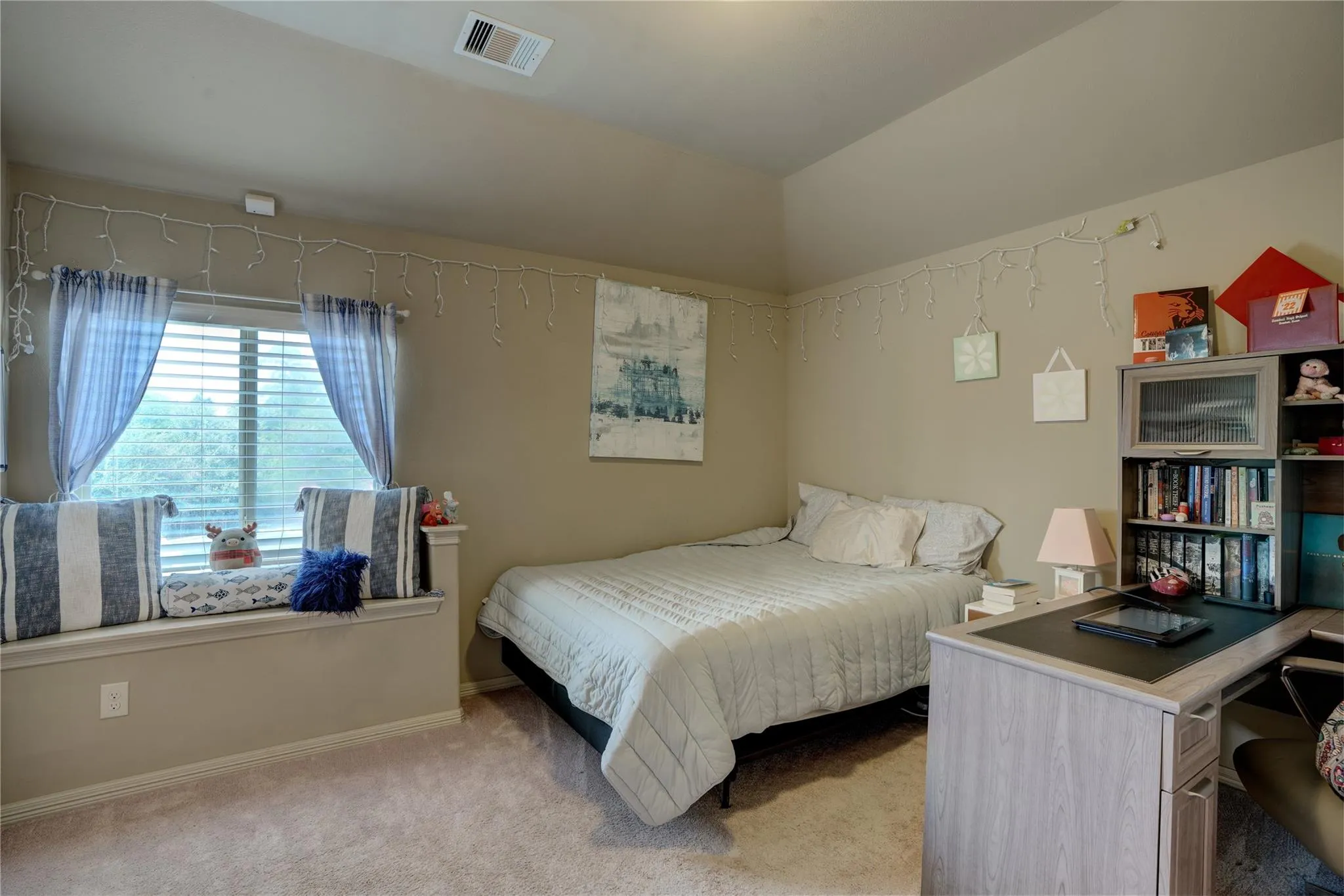 54 Beacons Light Place