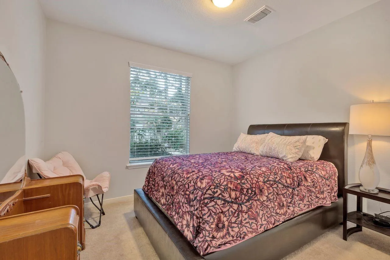 54 S Bethany Bend Circle