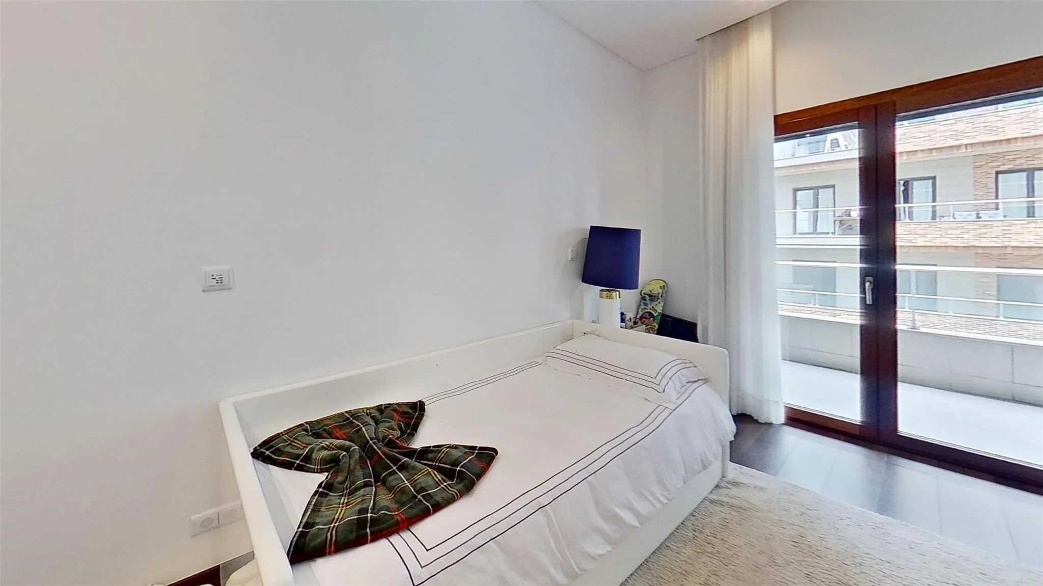 6-6C Rua Dr. João António Gonçalves 1B