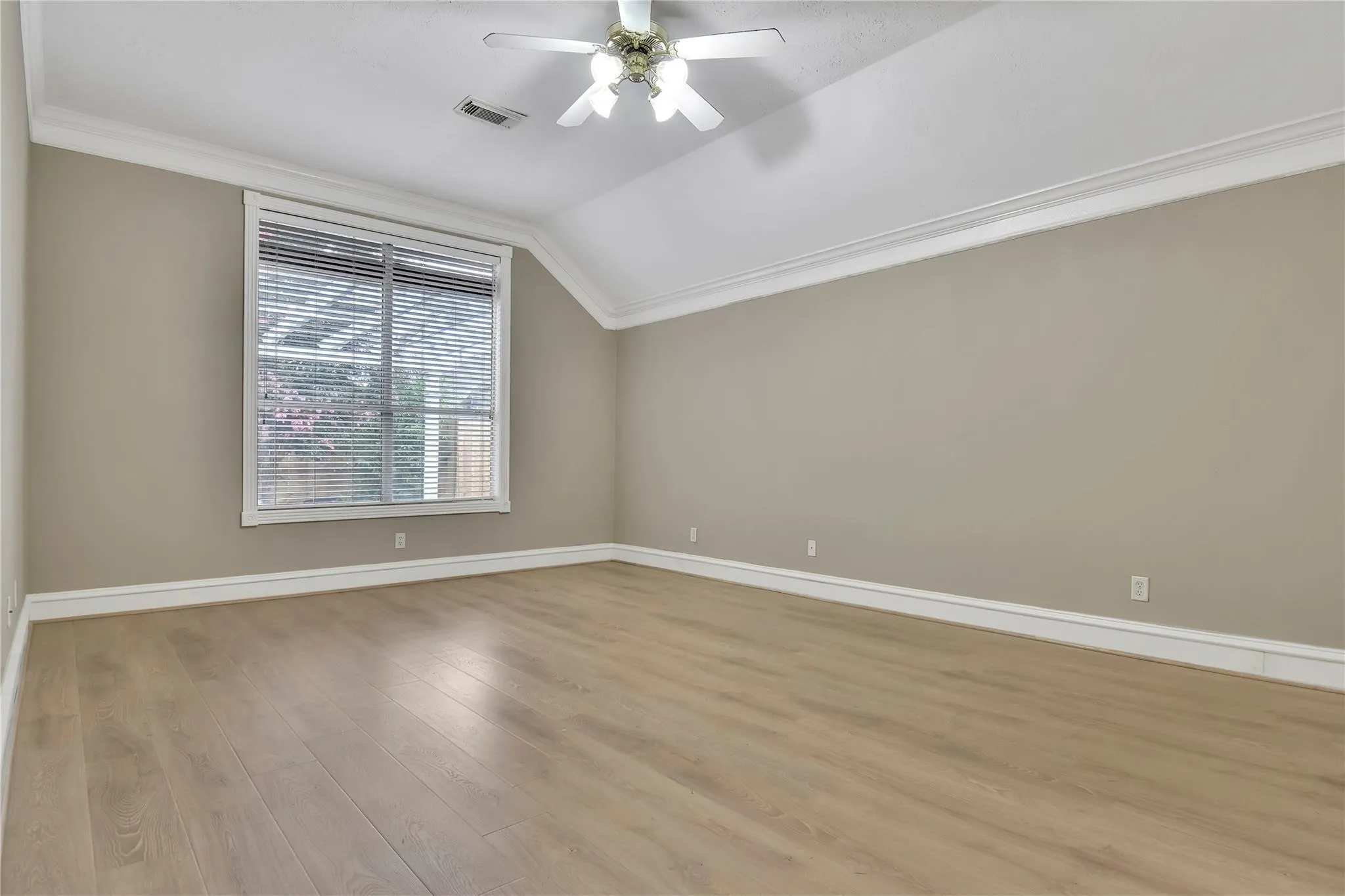 8519 Split Branch Lane